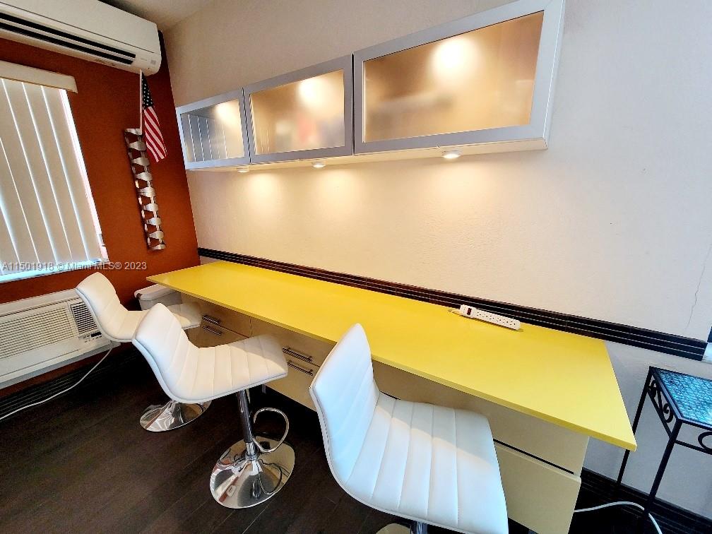 322 Harding St B101, Hollywood, Florida 33019, 1 Bedroom Bedrooms, ,1 BathroomBathrooms,Residentiallease,For Rent,322 Harding St B101,A11501918