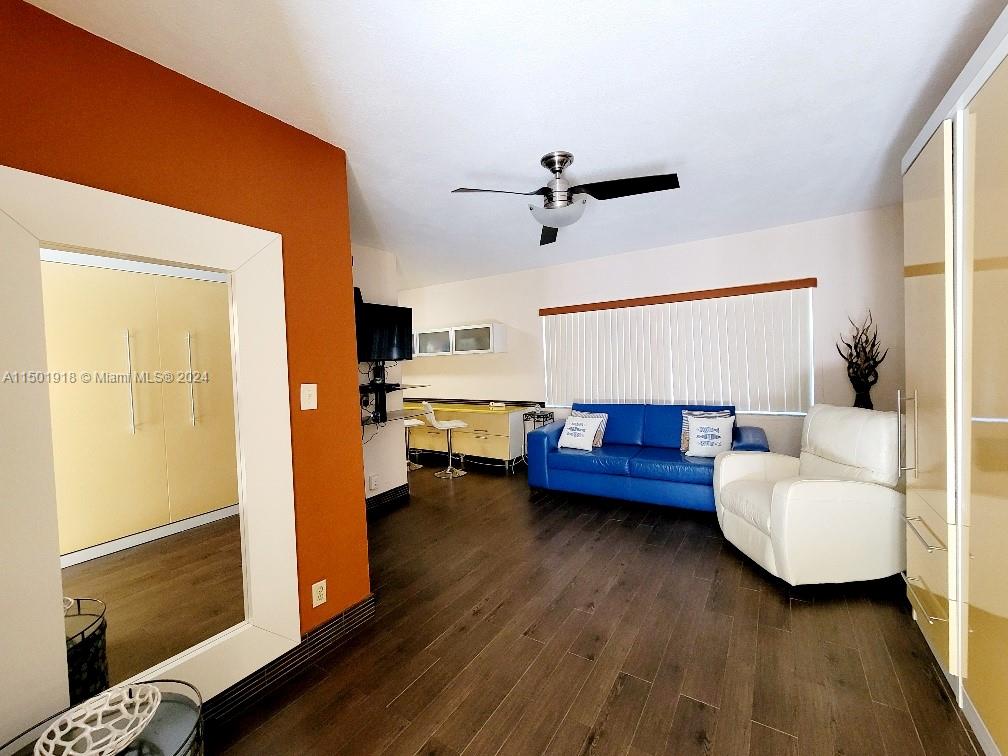 322 Harding St B101, Hollywood, Florida 33019, 1 Bedroom Bedrooms, ,1 BathroomBathrooms,Residentiallease,For Rent,322 Harding St B101,A11501918