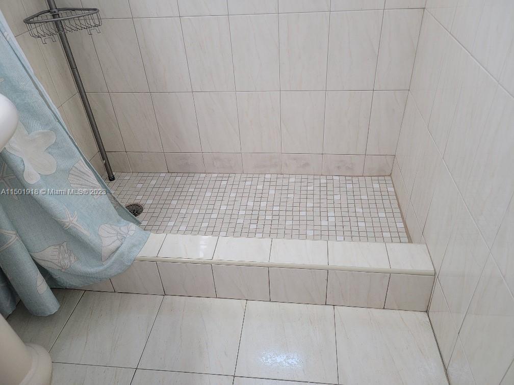 322 Harding St B101, Hollywood, Florida 33019, 1 Bedroom Bedrooms, ,1 BathroomBathrooms,Residentiallease,For Rent,322 Harding St B101,A11501918