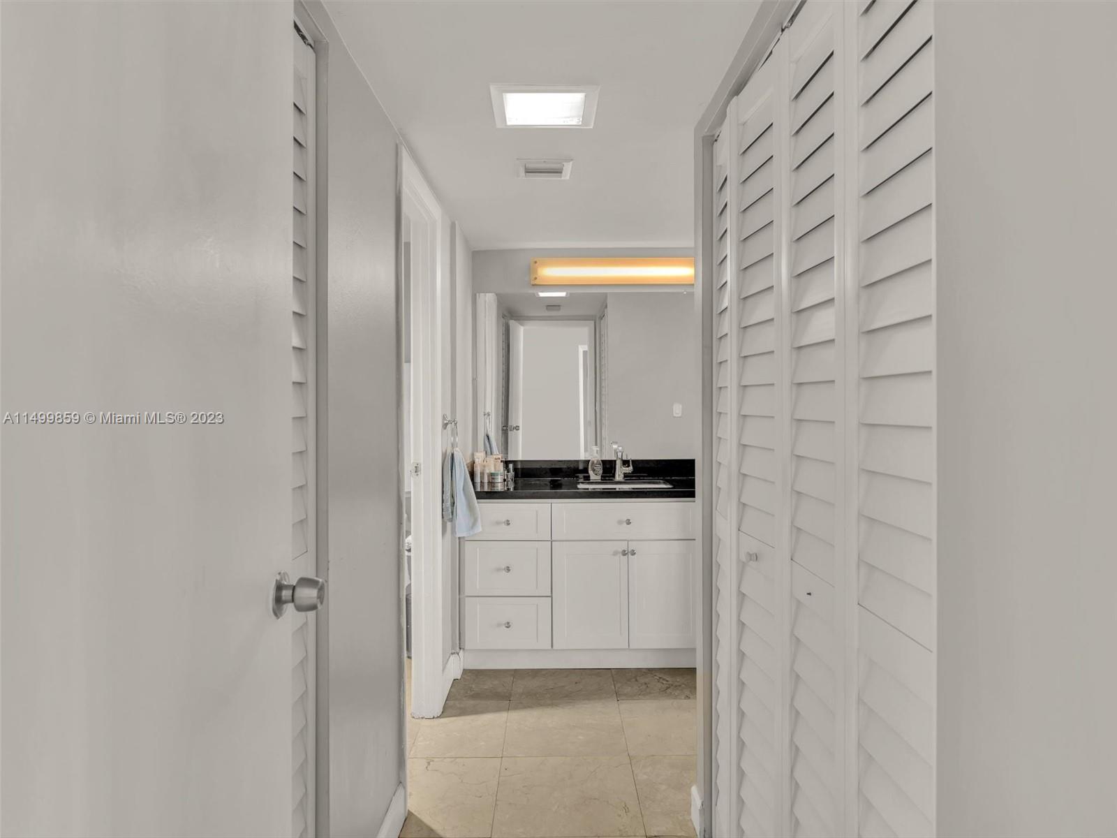20301 Country Club Dr, Aventura, FL, 33180 United States, 2 Bedrooms Bedrooms, ,2 BathroomsBathrooms,Residential,For Sale,Country Club Dr,A11499859