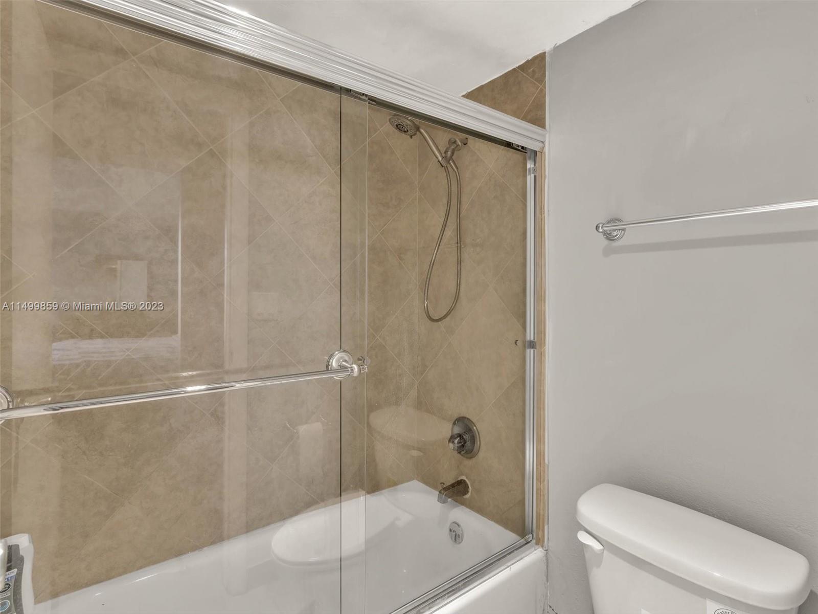 20301 Country Club Dr, Aventura, FL, 33180 United States, 2 Bedrooms Bedrooms, ,2 BathroomsBathrooms,Residential,For Sale,Country Club Dr,A11499859