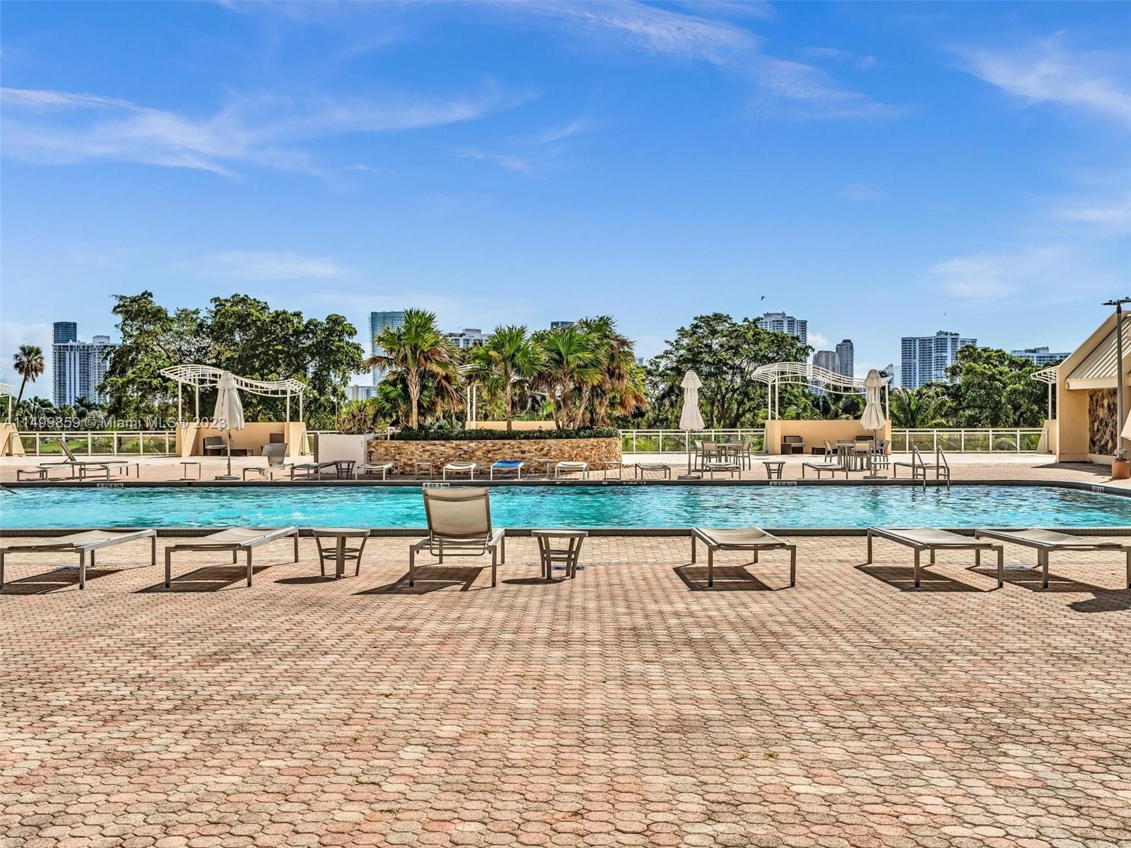 20301 Country Club Dr, Aventura, FL, 33180 United States, 2 Bedrooms Bedrooms, ,2 BathroomsBathrooms,Residential,For Sale,Country Club Dr,A11499859