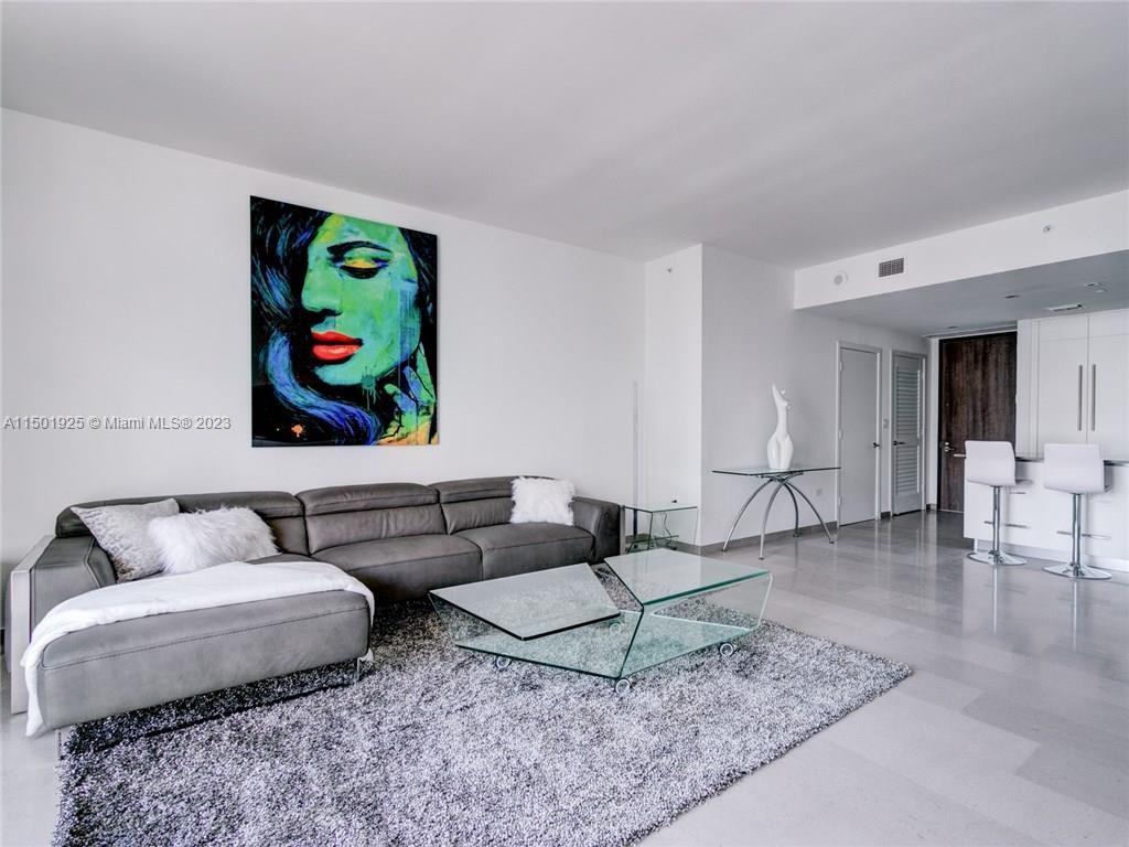 88 SW 7th St 2507, Miami, Florida 33130, 1 Bedroom Bedrooms, ,1 BathroomBathrooms,Residential,For Sale,88 SW 7th St 2507,A11501925