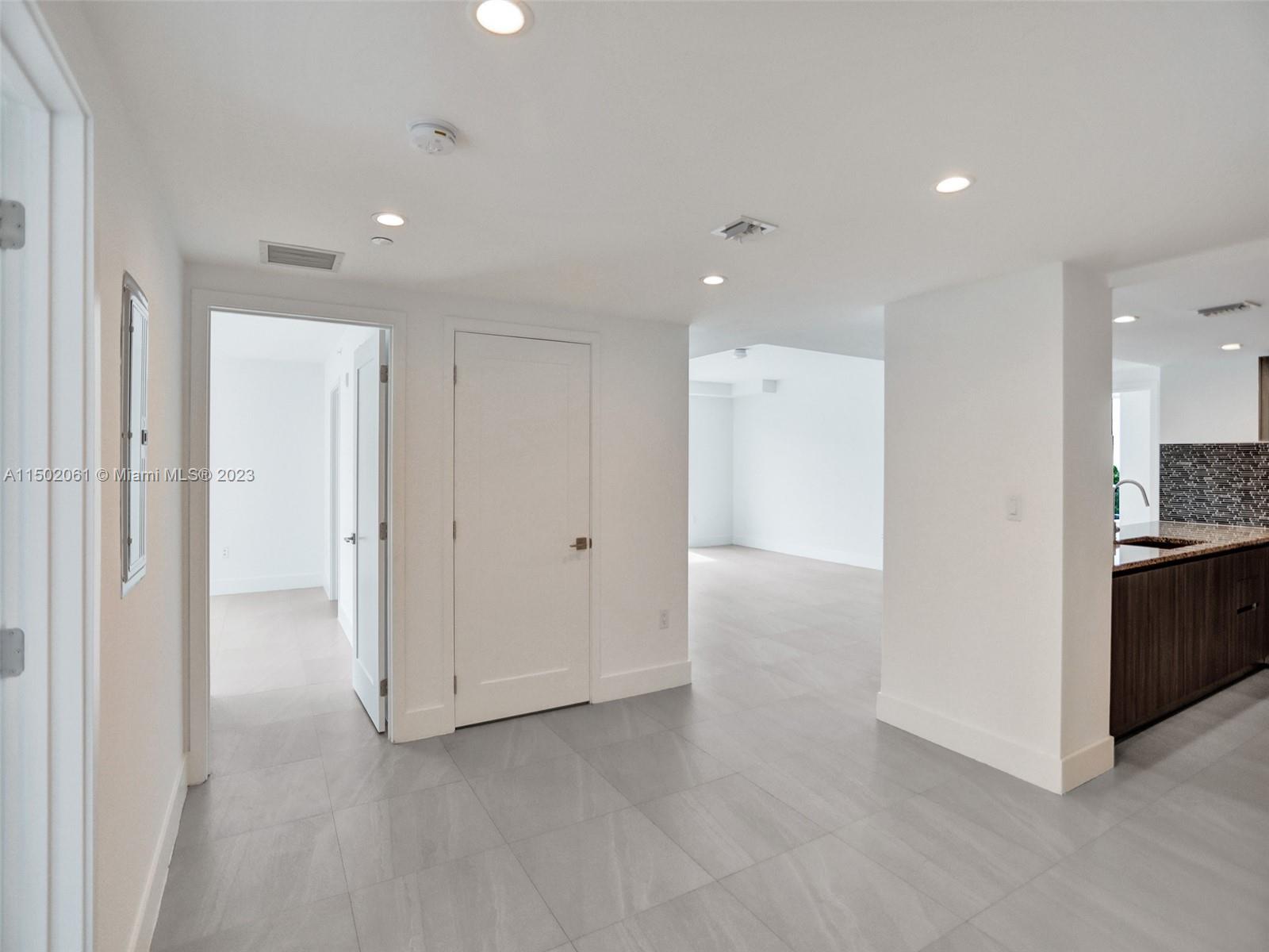 1170 101st St 403, Bay Harbor Islands, Florida 33154, 3 Bedrooms Bedrooms, ,3 BathroomsBathrooms,Residential,For Sale,1170 101st St 403,A11502061