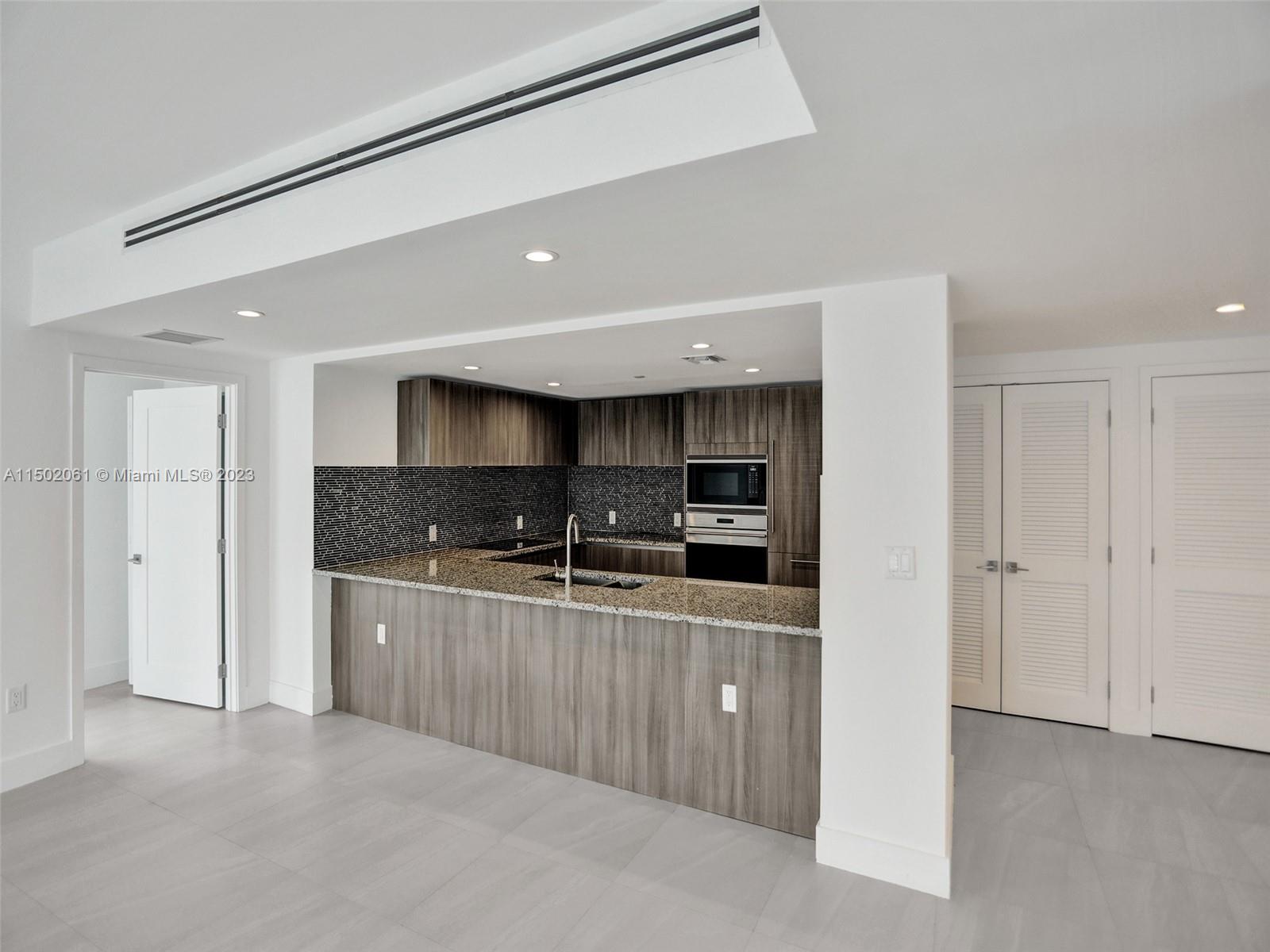 1170 101st St 403, Bay Harbor Islands, Florida 33154, 3 Bedrooms Bedrooms, ,3 BathroomsBathrooms,Residential,For Sale,1170 101st St 403,A11502061