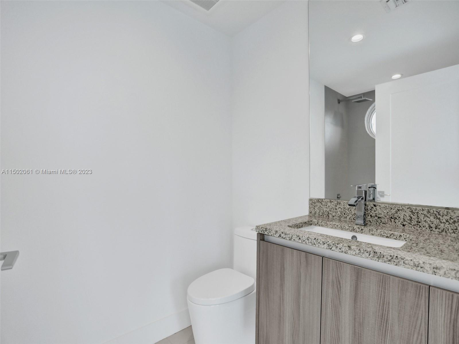 1170 101st St 403, Bay Harbor Islands, Florida 33154, 3 Bedrooms Bedrooms, ,3 BathroomsBathrooms,Residential,For Sale,1170 101st St 403,A11502061