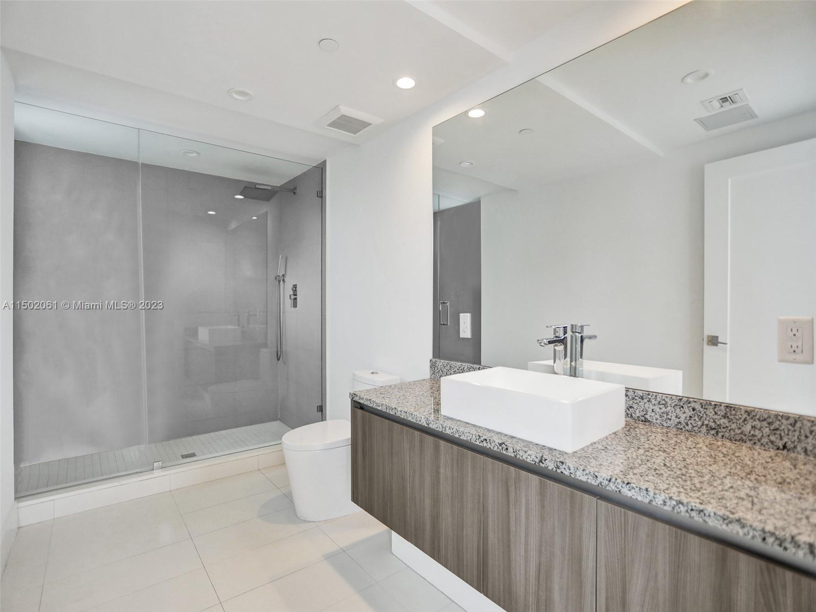 1170 101st St 403, Bay Harbor Islands, Florida 33154, 3 Bedrooms Bedrooms, ,3 BathroomsBathrooms,Residential,For Sale,1170 101st St 403,A11502061