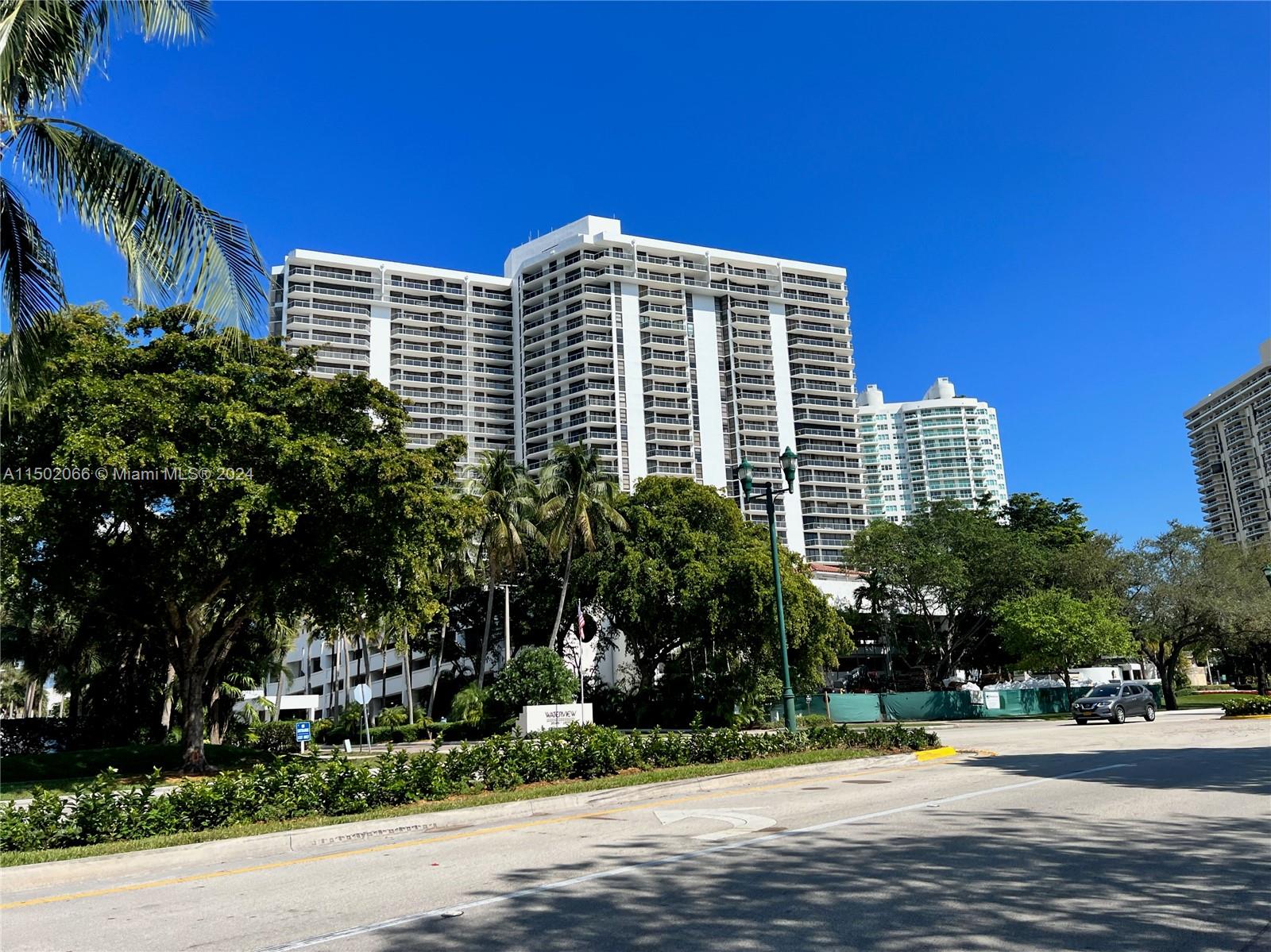 20281 E Country Club Dr 1009, Miami, Florida 33180, 2 Bedrooms Bedrooms, ,2 BathroomsBathrooms,Residential,For Sale,20281 E Country Club Dr 1009,A11502066