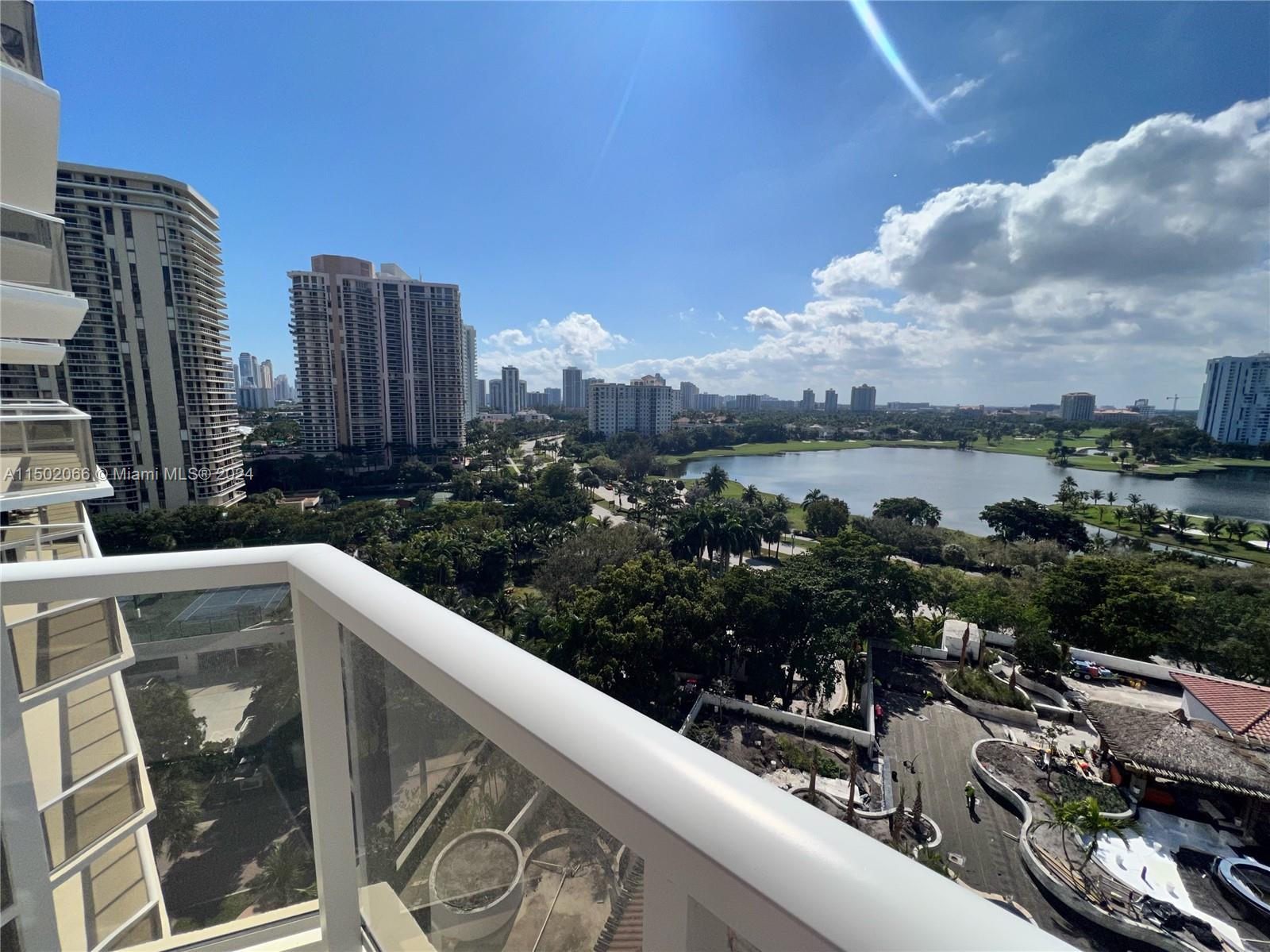 20281 E Country Club Dr 1009, Miami, Florida 33180, 2 Bedrooms Bedrooms, ,2 BathroomsBathrooms,Residential,For Sale,20281 E Country Club Dr 1009,A11502066