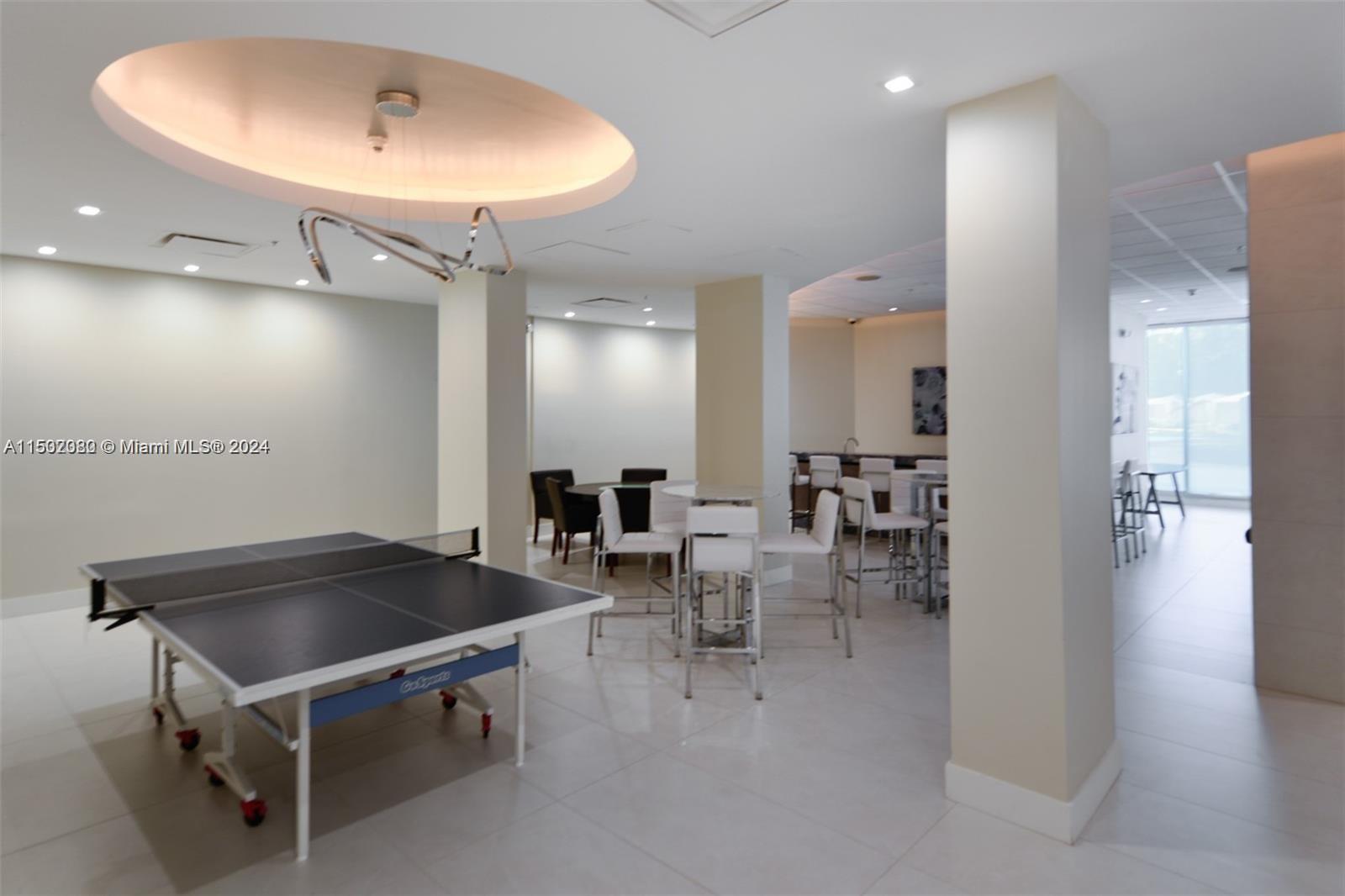 3001 S Ocean Dr 1419, Hollywood, Florida 33019, 1 Bedroom Bedrooms, ,1 BathroomBathrooms,Residentiallease,For Rent,3001 S Ocean Dr 1419,A11502080