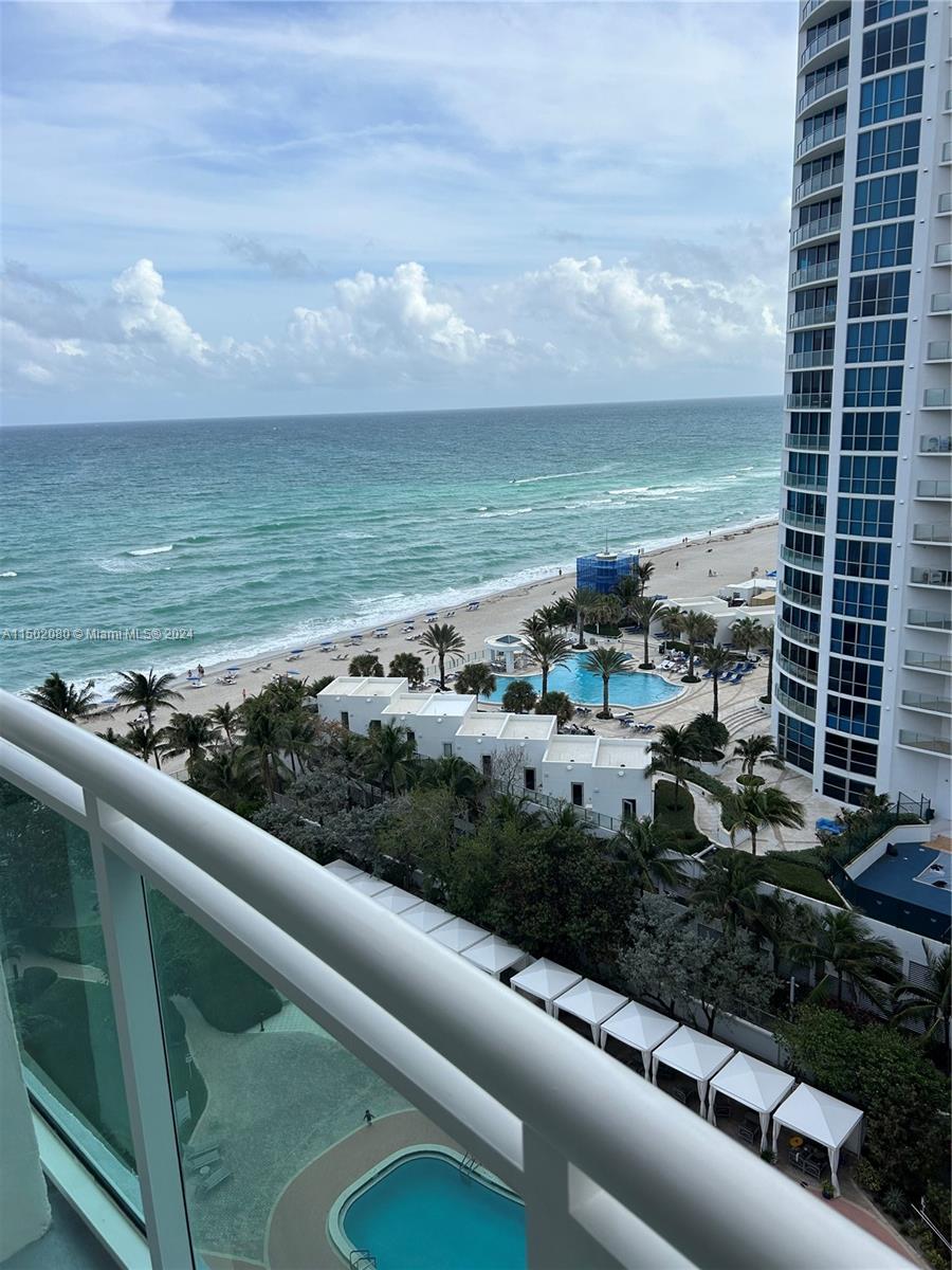 3001 S Ocean Dr 1419, Hollywood, Florida 33019, 1 Bedroom Bedrooms, ,1 BathroomBathrooms,Residentiallease,For Rent,3001 S Ocean Dr 1419,A11502080