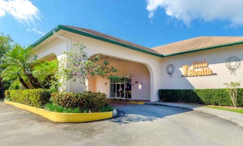 12750 4th Ct, Pembroke Pines, FL, 33027 United States, 2 Bedrooms Bedrooms, ,2 BathroomsBathrooms,Residential,For Sale,4th Ct,A11501950