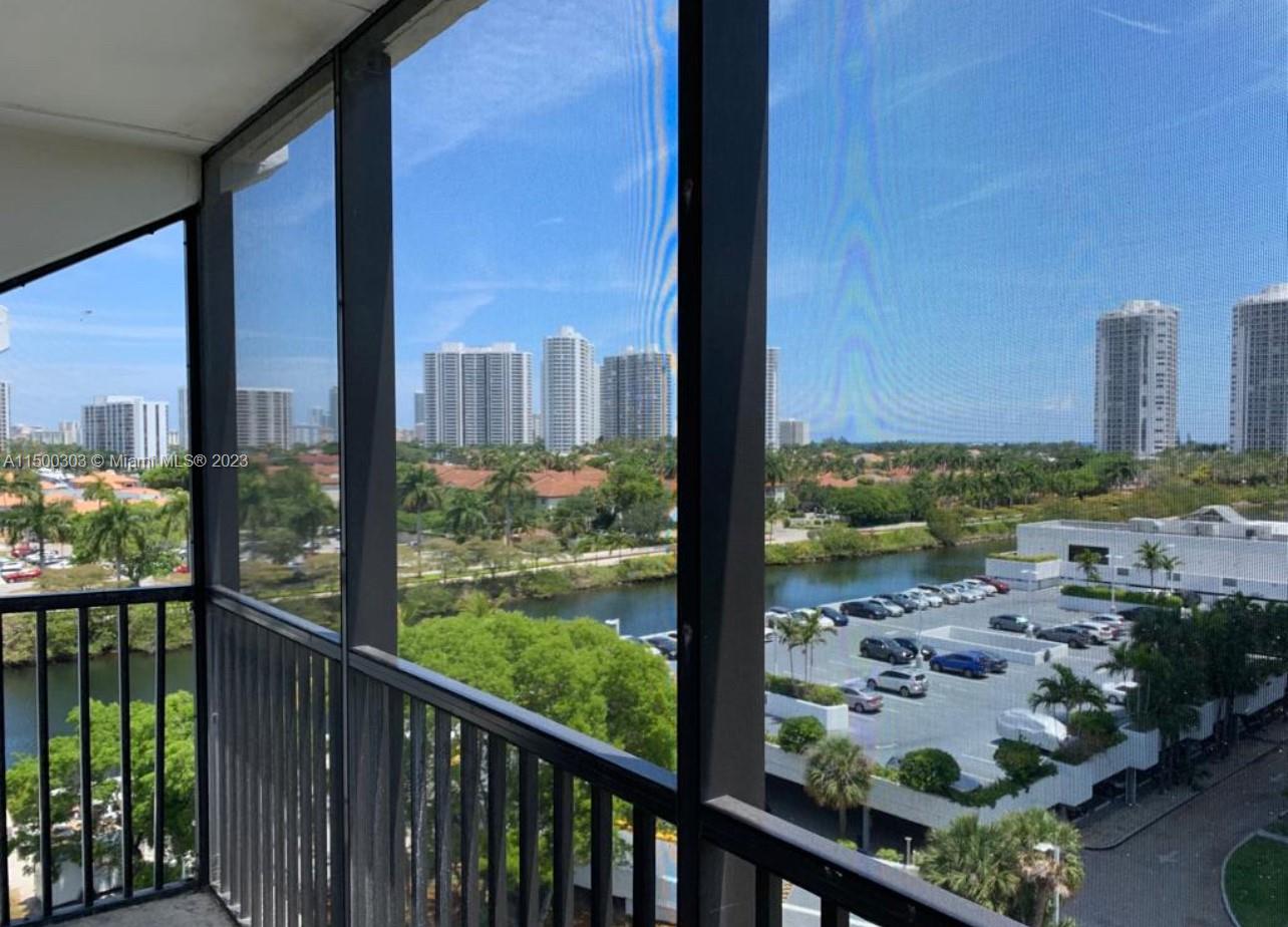 3475 N Country Club Dr 811, Aventura, Florida 33180, 2 Bedrooms Bedrooms, ,2 BathroomsBathrooms,Residentiallease,For Rent,3475 N Country Club Dr 811,A11500303