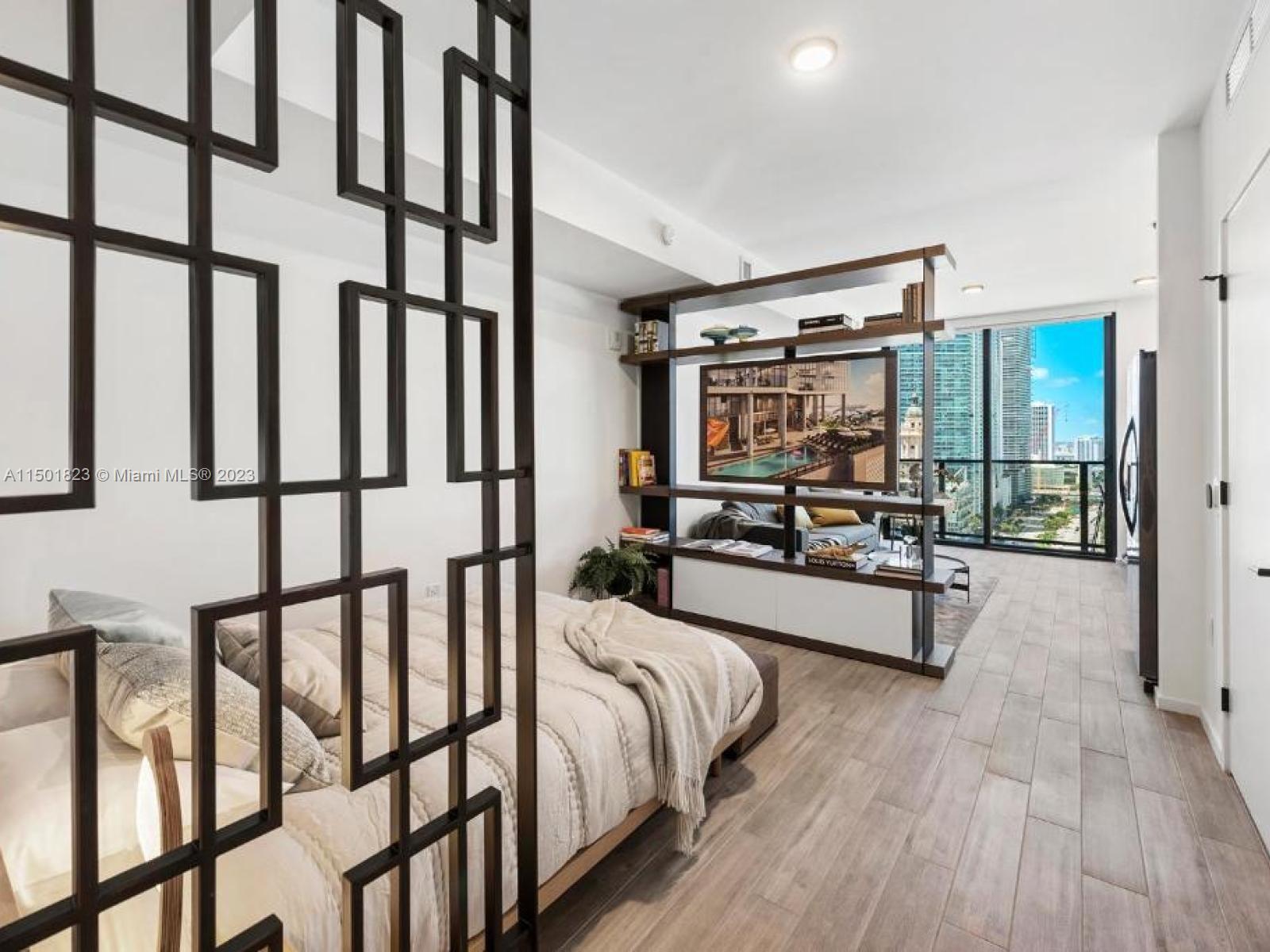 398 NE 5th St 2804, Miami, Florida 33132, 1 Bedroom Bedrooms, ,1 BathroomBathrooms,Residential,For Sale,398 NE 5th St 2804,A11501823