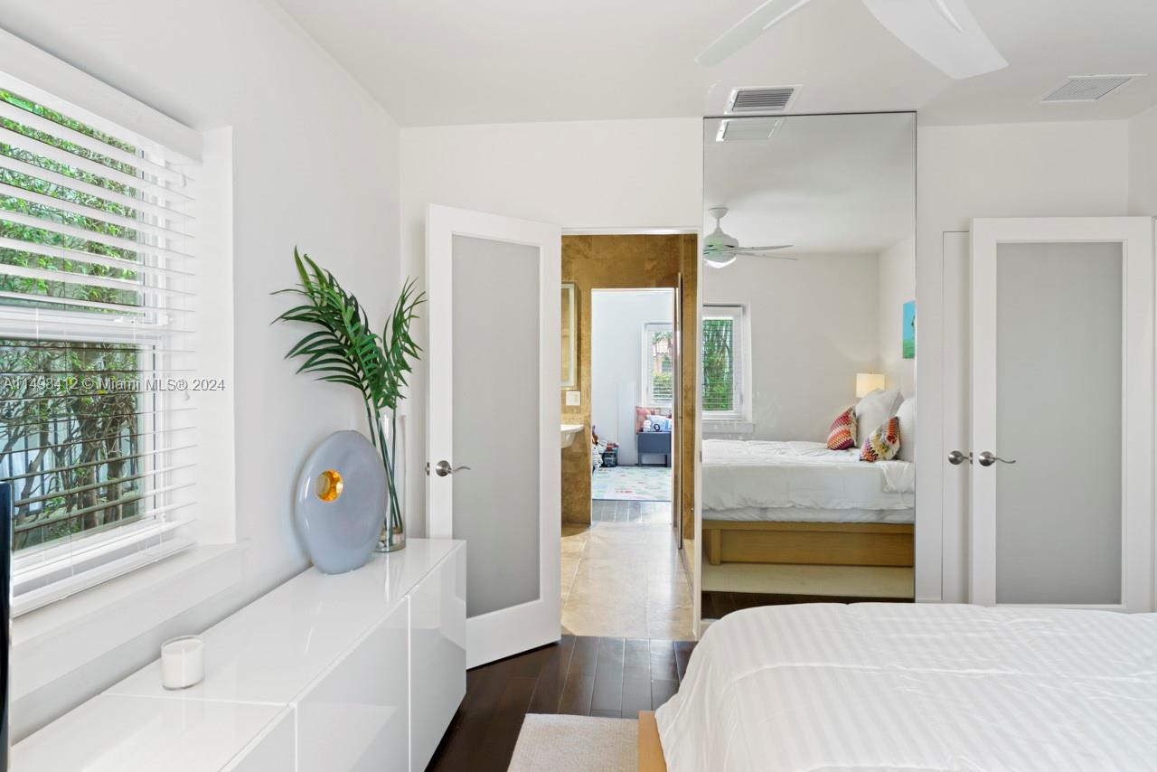 729 Espanola Way, Miami Beach, Florida 33139, 4 Bedrooms Bedrooms, ,4 BathroomsBathrooms,Residential,For Sale,729 Espanola Way,A11498412