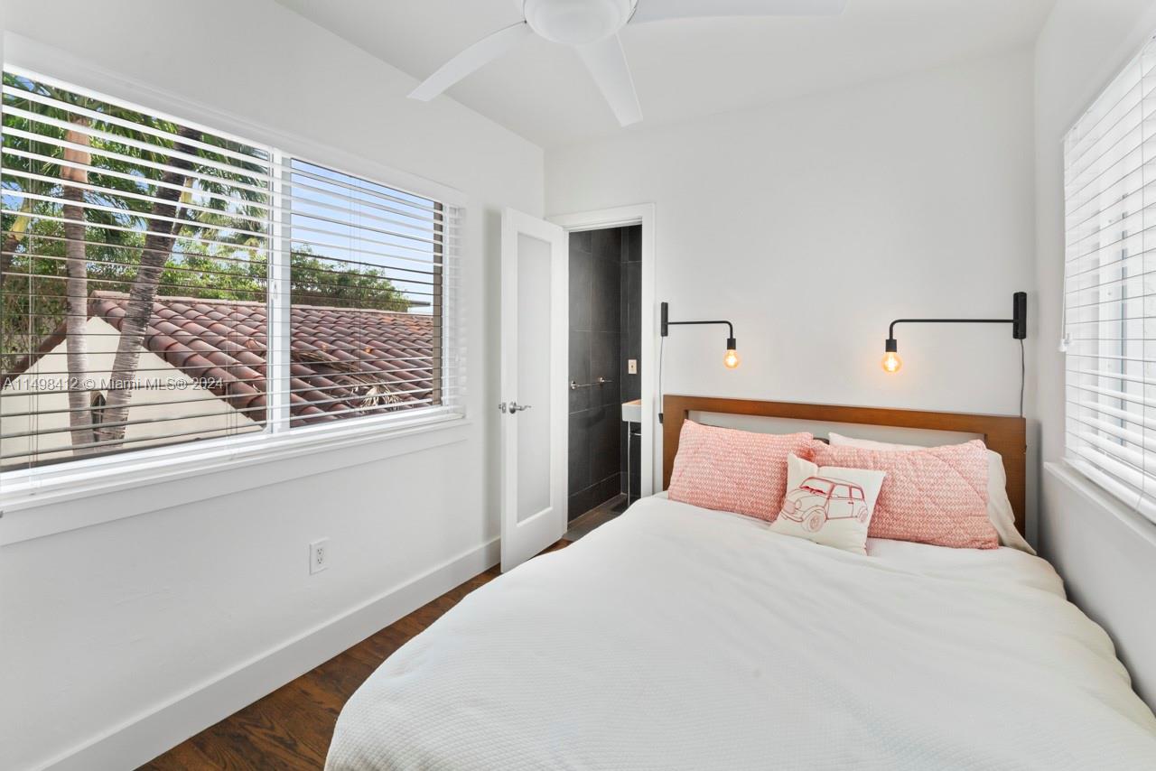 729 Espanola Way, Miami Beach, Florida 33139, 4 Bedrooms Bedrooms, ,4 BathroomsBathrooms,Residential,For Sale,729 Espanola Way,A11498412