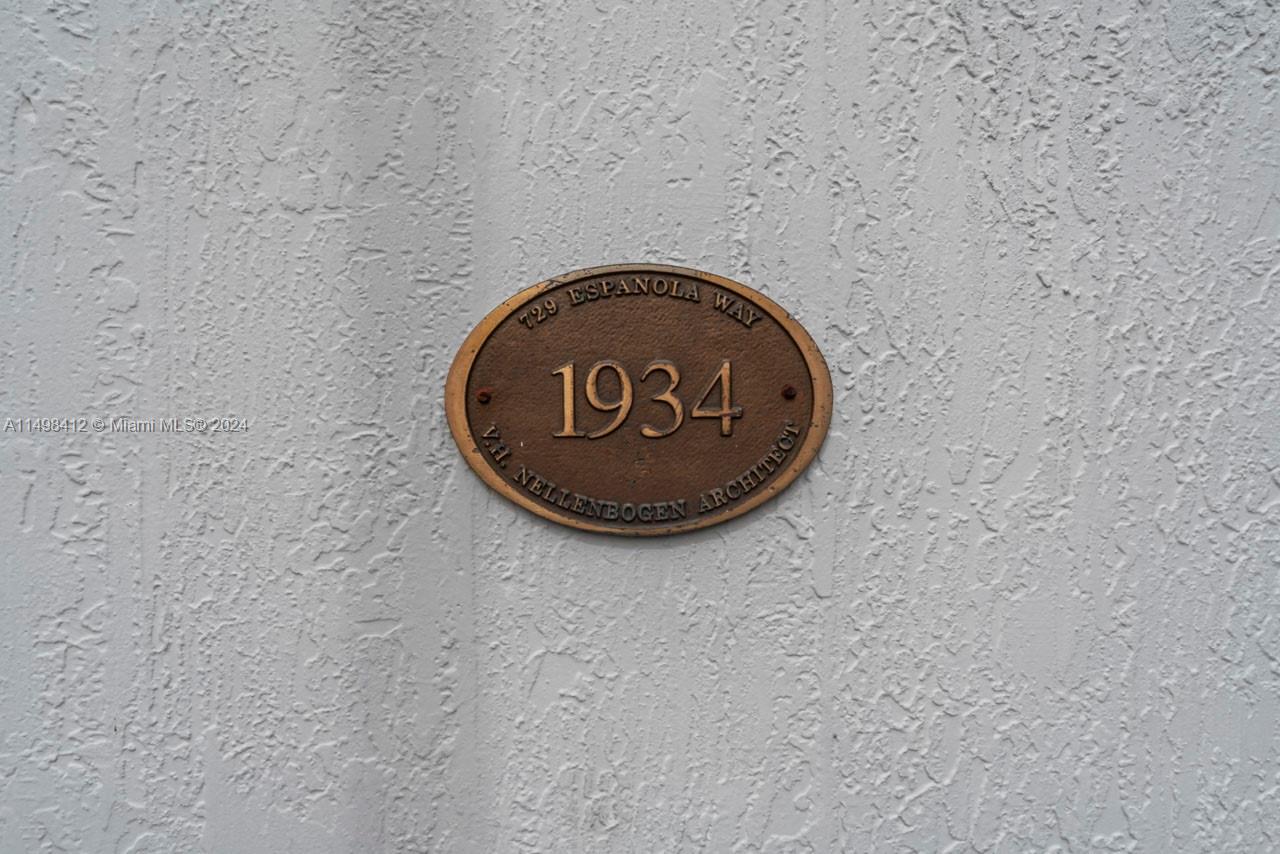 729 Espanola Way, Miami Beach, Florida 33139, 4 Bedrooms Bedrooms, ,4 BathroomsBathrooms,Residential,For Sale,729 Espanola Way,A11498412