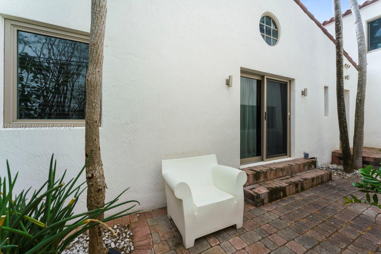 729 Espanola Way, Miami Beach, Florida 33139, 4 Bedrooms Bedrooms, ,4 BathroomsBathrooms,Residential,For Sale,729 Espanola Way,A11498412
