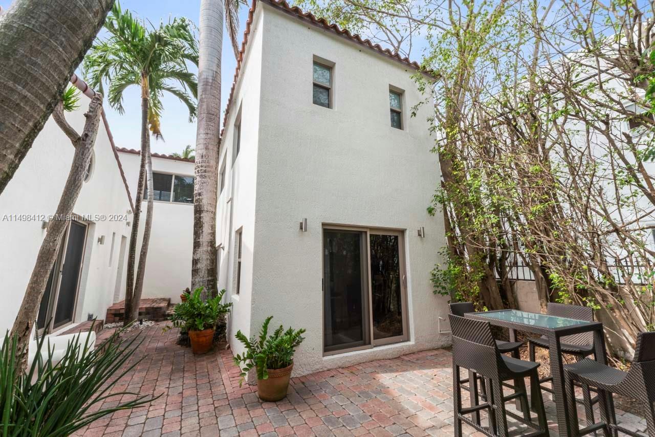 729 Espanola Way, Miami Beach, Florida 33139, 4 Bedrooms Bedrooms, ,4 BathroomsBathrooms,Residential,For Sale,729 Espanola Way,A11498412