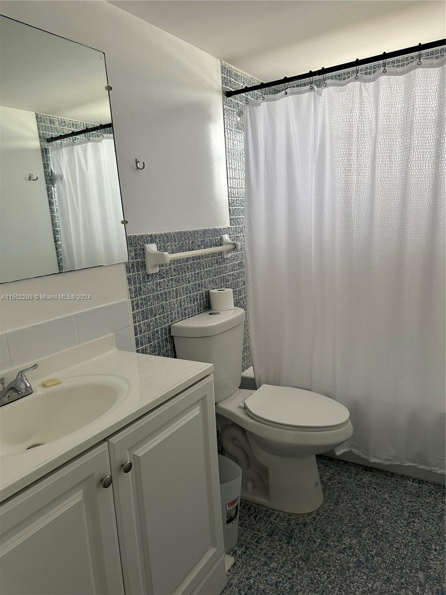 1750 NE 191st St 312-2, Miami, Florida 33179, 2 Bedrooms Bedrooms, ,2 BathroomsBathrooms,Residential,For Sale,1750 NE 191st St 312-2,A11502289