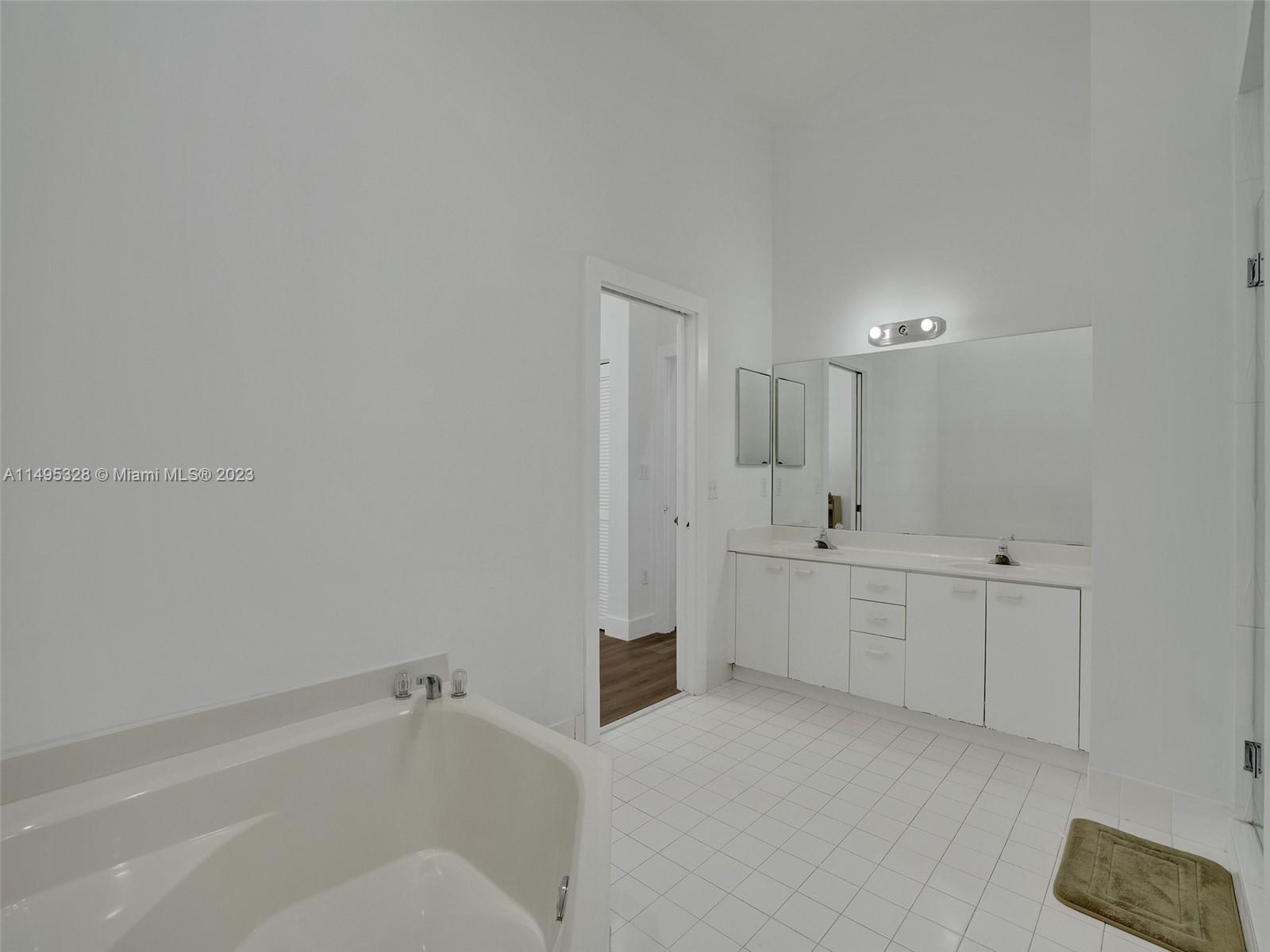 330 NE 211th St, Miami, Florida 33179, 3 Bedrooms Bedrooms, ,2 BathroomsBathrooms,Residential,For Sale,330 NE 211th St,A11495328