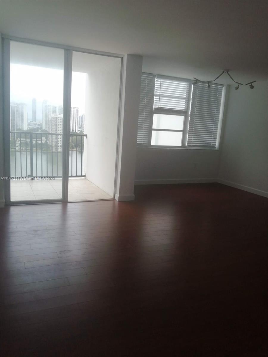 2750 NE 183rd St 2109, Aventura, Florida 33160, 2 Bedrooms Bedrooms, ,2 BathroomsBathrooms,Residential,For Sale,2750 NE 183rd St 2109,A11502114