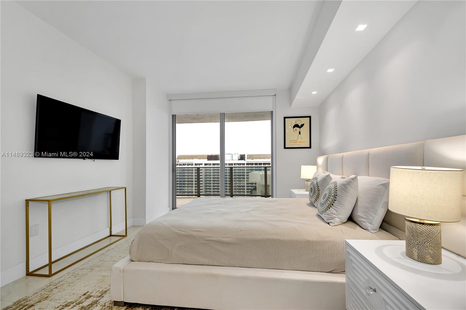 488 NE 18th St 3512, Miami, Florida 33132, 3 Bedrooms Bedrooms, ,4 BathroomsBathrooms,Residential,For Sale,488 NE 18th St 3512,A11489323