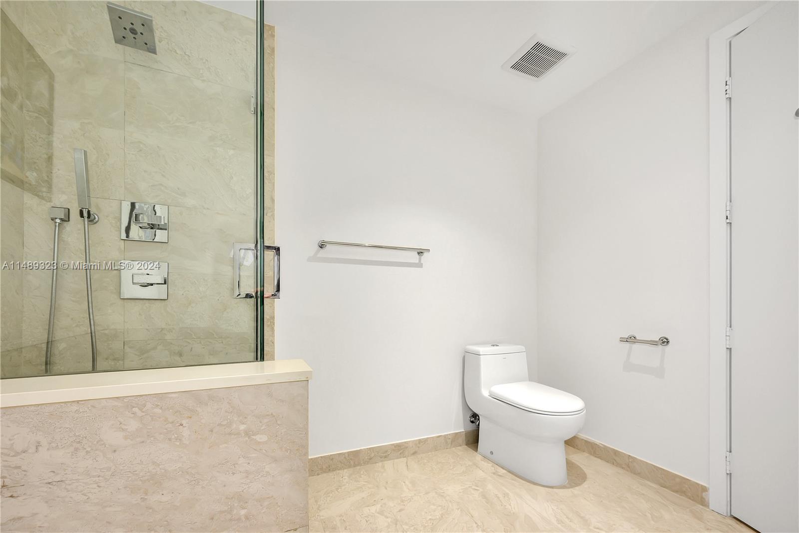 488 NE 18th St 3512, Miami, Florida 33132, 3 Bedrooms Bedrooms, ,4 BathroomsBathrooms,Residential,For Sale,488 NE 18th St 3512,A11489323