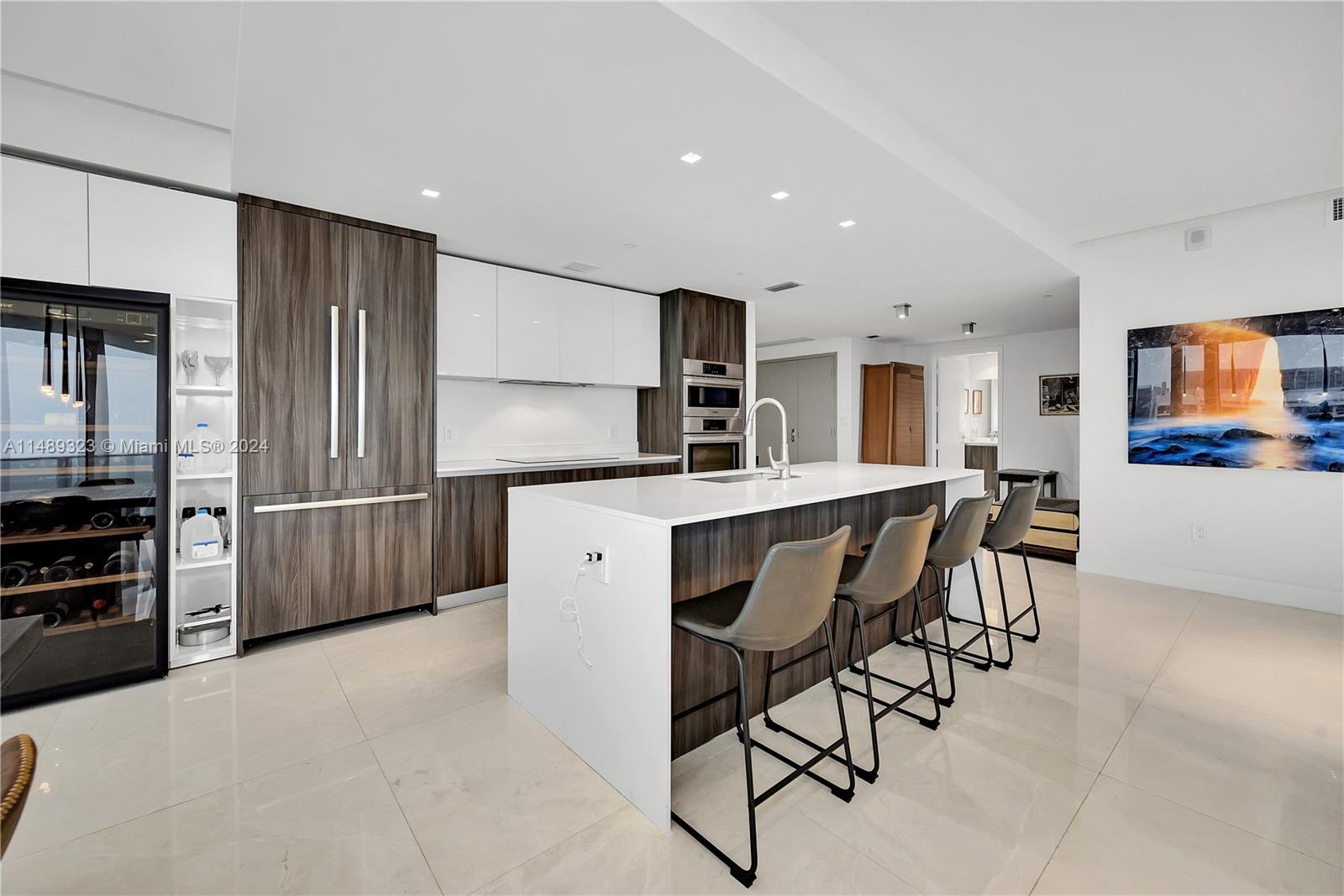 488 NE 18th St 3512, Miami, Florida 33132, 3 Bedrooms Bedrooms, ,4 BathroomsBathrooms,Residential,For Sale,488 NE 18th St 3512,A11489323