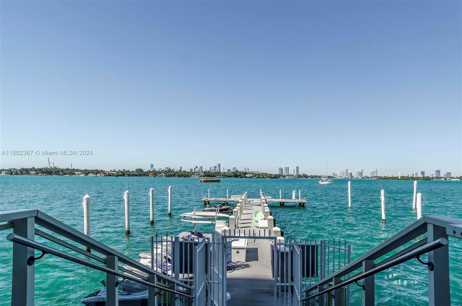 1000 West Ave PH-05, Miami Beach, Florida 33139, 1 Bedroom Bedrooms, ,1 BathroomBathrooms,Residentiallease,For Rent,1000 West Ave PH-05,A11502367