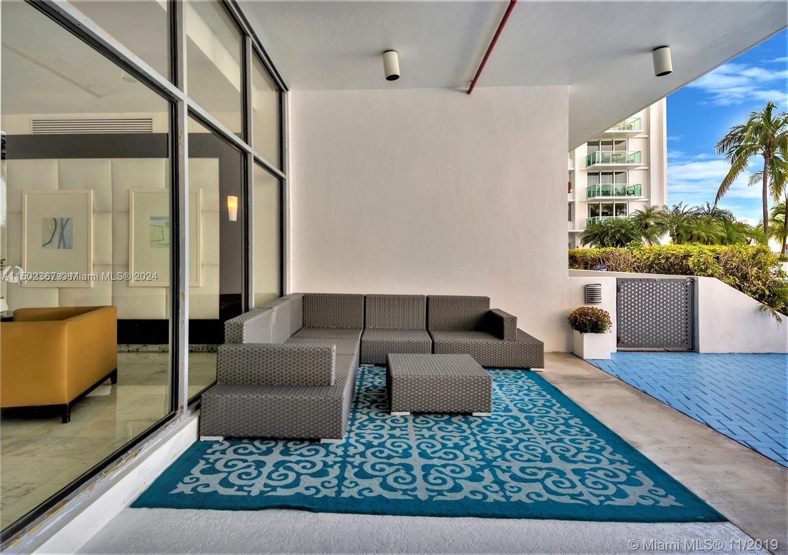 1000 West Ave PH-05, Miami Beach, Florida 33139, 1 Bedroom Bedrooms, ,1 BathroomBathrooms,Residentiallease,For Rent,1000 West Ave PH-05,A11502367
