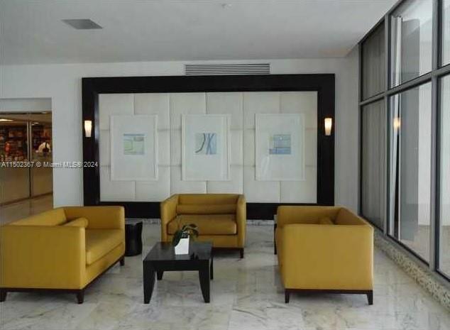 1000 West Ave PH-05, Miami Beach, Florida 33139, 1 Bedroom Bedrooms, ,1 BathroomBathrooms,Residentiallease,For Rent,1000 West Ave PH-05,A11502367