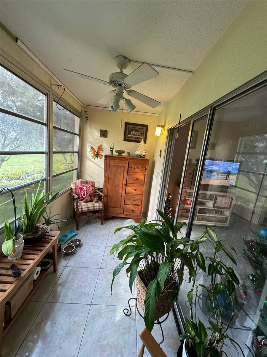 1000 125th Ave, Pembroke Pines, FL, 33027 United States, 2 Bedrooms Bedrooms, ,2 BathroomsBathrooms,Residential,For Sale,125th Ave,A11502395