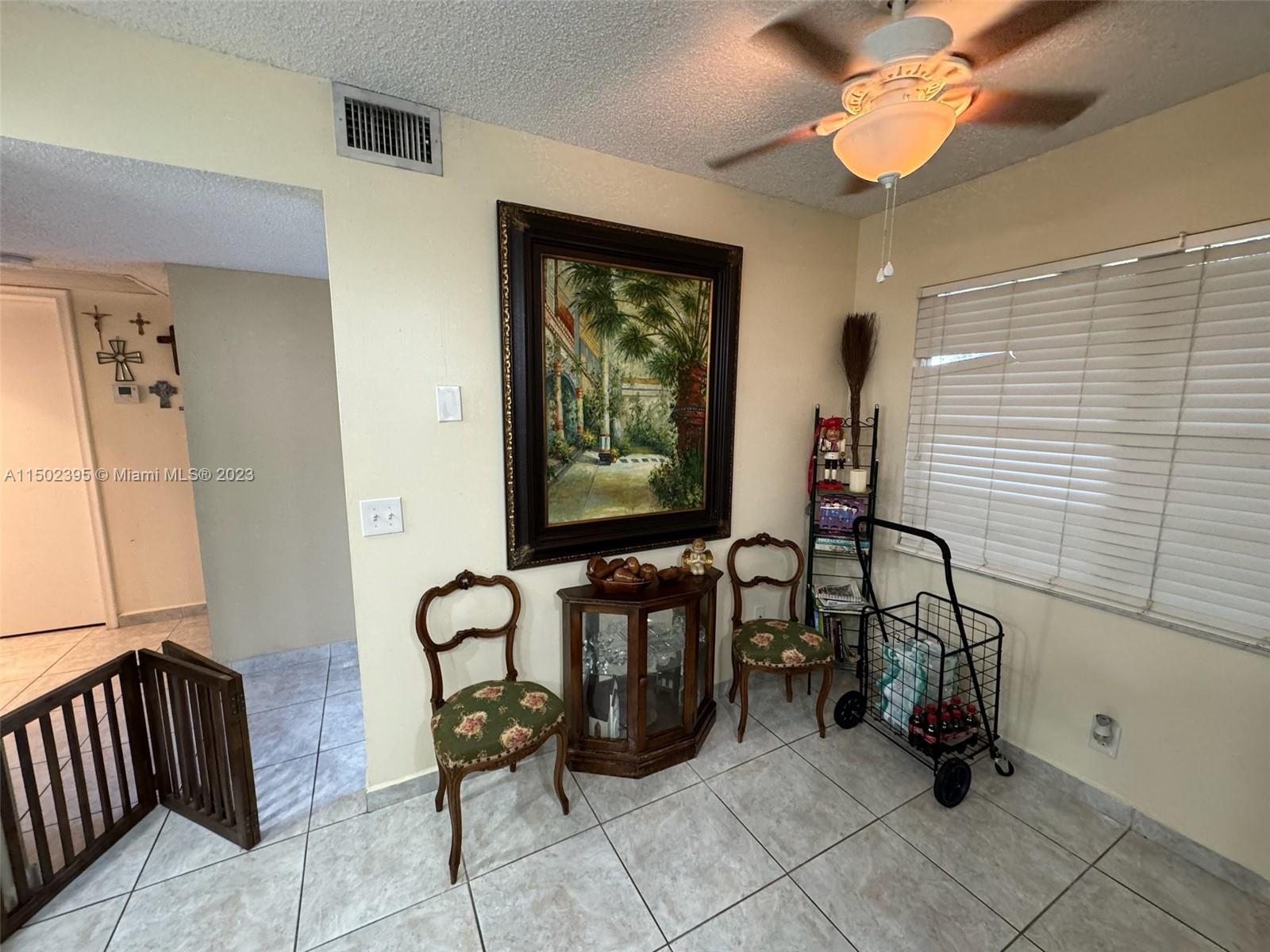 1000 125th Ave, Pembroke Pines, FL, 33027 United States, 2 Bedrooms Bedrooms, ,2 BathroomsBathrooms,Residential,For Sale,125th Ave,A11502395