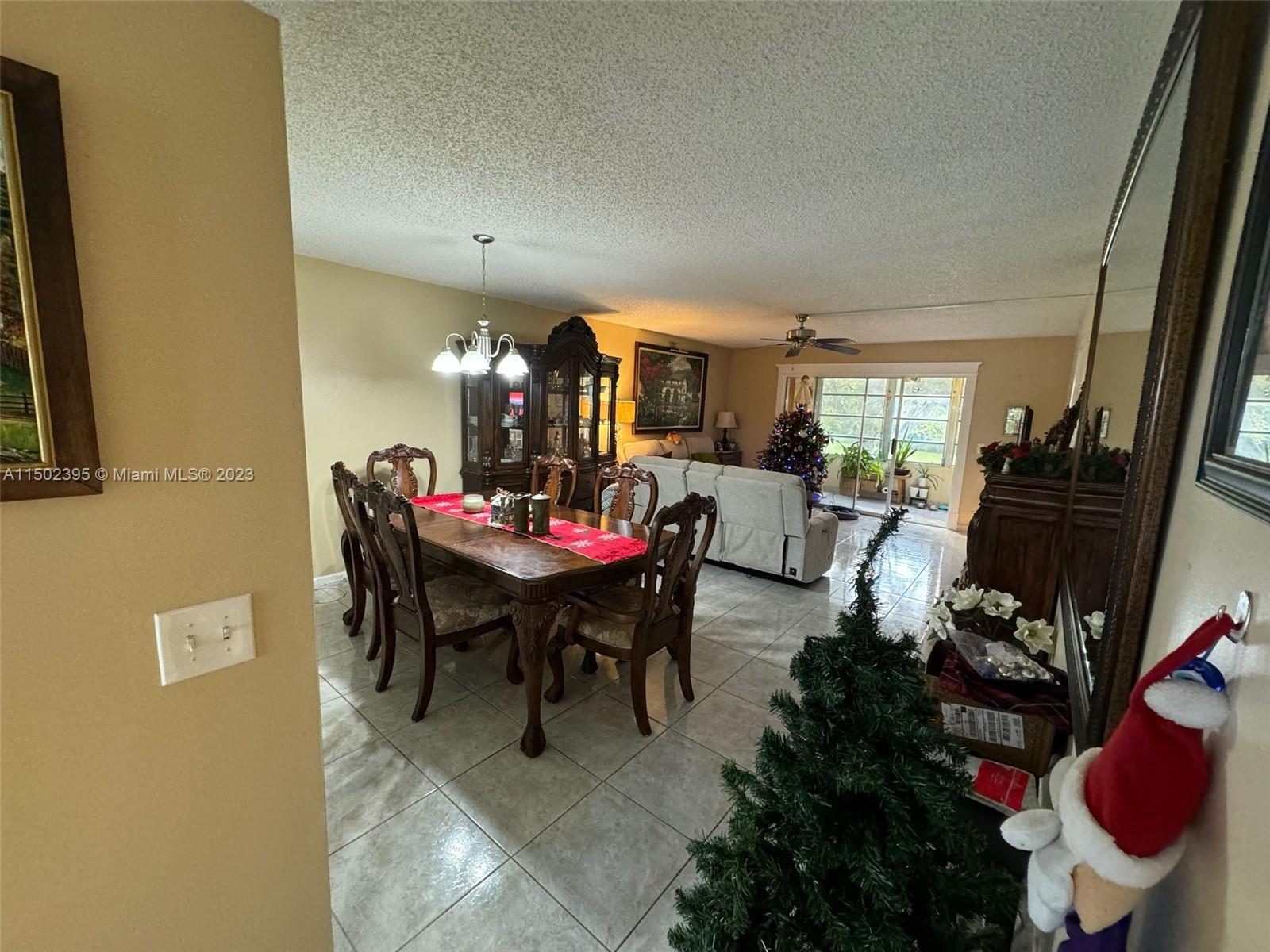 1000 125th Ave, Pembroke Pines, FL, 33027 United States, 2 Bedrooms Bedrooms, ,2 BathroomsBathrooms,Residential,For Sale,125th Ave,A11502395