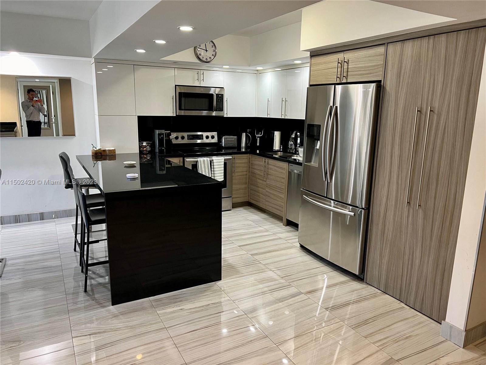 19370 Collins Ave 426, Sunny Isles Beach, Florida 33160, 3 Bedrooms Bedrooms, ,2 BathroomsBathrooms,Residential,For Sale,19370 Collins Ave 426,A11502420