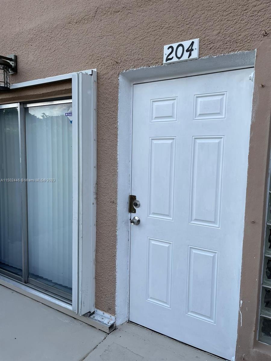 8450 SW 154th Cir Ct 204, Miami, Florida 33193, 3 Bedrooms Bedrooms, ,2 BathroomsBathrooms,Residentiallease,For Rent,8450 SW 154th Cir Ct 204,A11502446