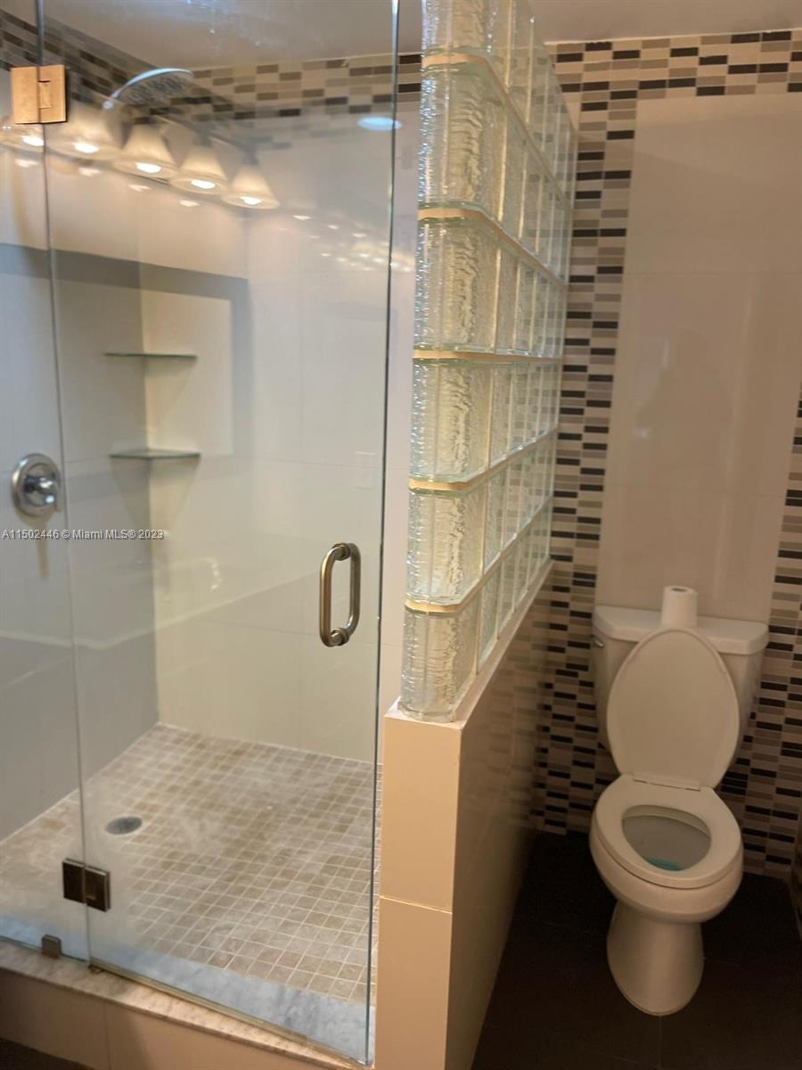 8450 SW 154th Cir Ct 204, Miami, Florida 33193, 3 Bedrooms Bedrooms, ,2 BathroomsBathrooms,Residentiallease,For Rent,8450 SW 154th Cir Ct 204,A11502446