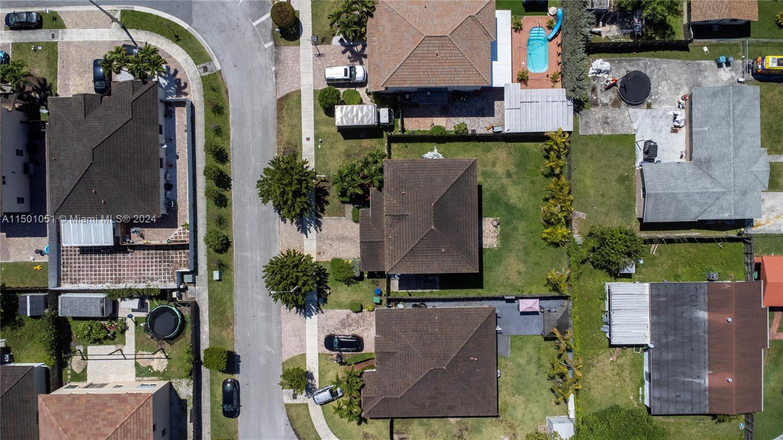 22632 SW 112th Pl, Miami, Florida 33170, 4 Bedrooms Bedrooms, ,2 BathroomsBathrooms,Residential,For Sale,22632 SW 112th Pl,A11501051