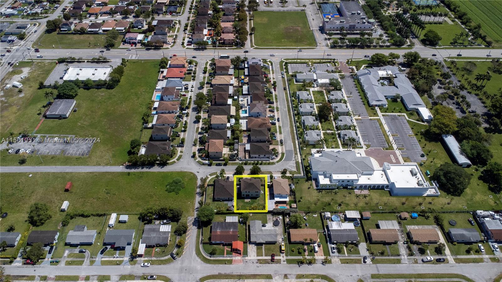 22632 SW 112th Pl, Miami, Florida 33170, 4 Bedrooms Bedrooms, ,2 BathroomsBathrooms,Residential,For Sale,22632 SW 112th Pl,A11501051