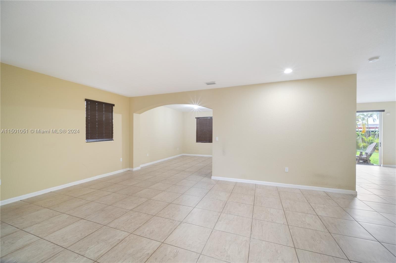 22632 SW 112th Pl, Miami, Florida 33170, 4 Bedrooms Bedrooms, ,2 BathroomsBathrooms,Residential,For Sale,22632 SW 112th Pl,A11501051
