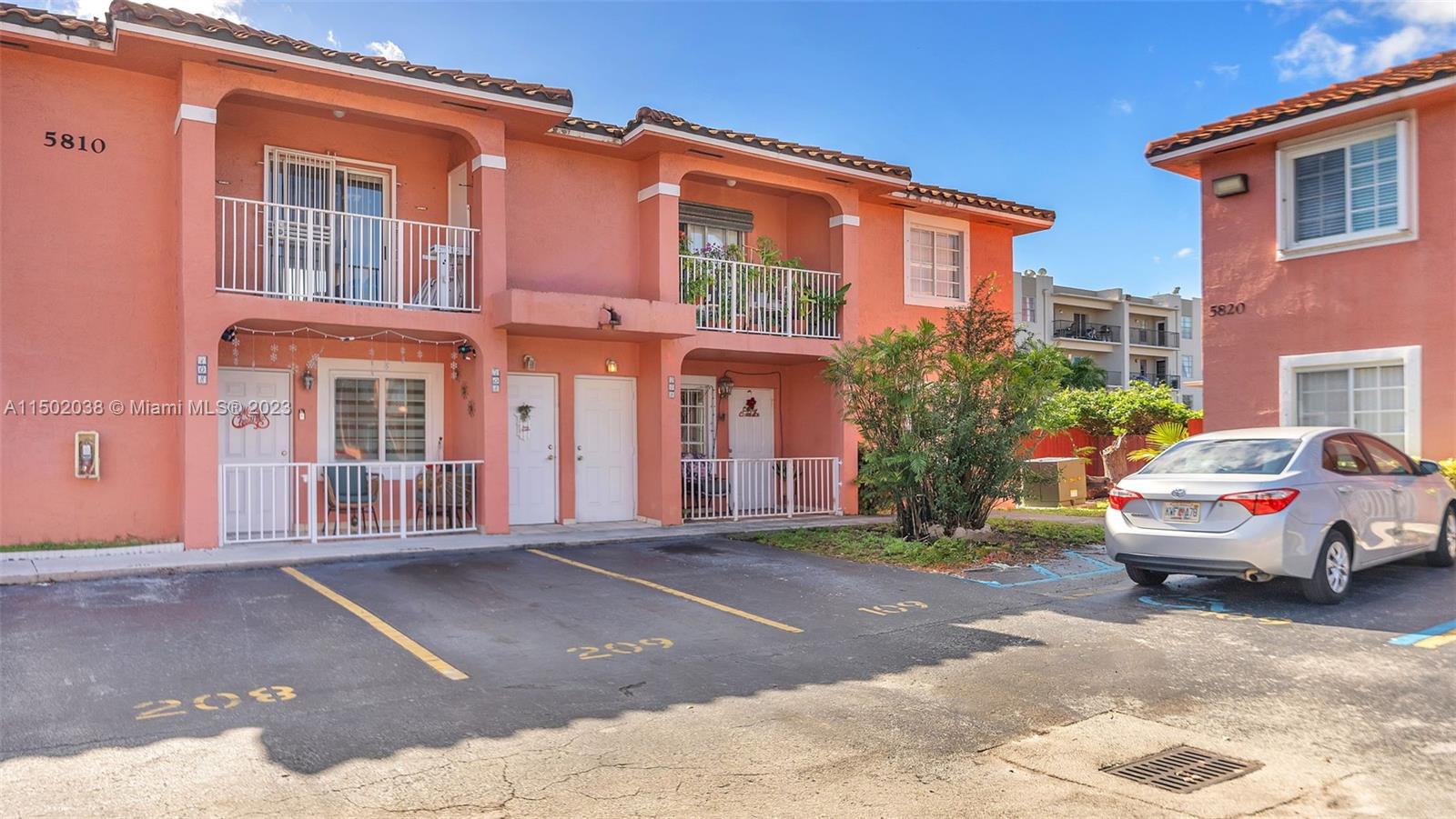 5810 W 18th Ln 209, Hialeah, Florida 33012, 2 Bedrooms Bedrooms, ,2 BathroomsBathrooms,Residential,For Sale,5810 W 18th Ln 209,A11502038