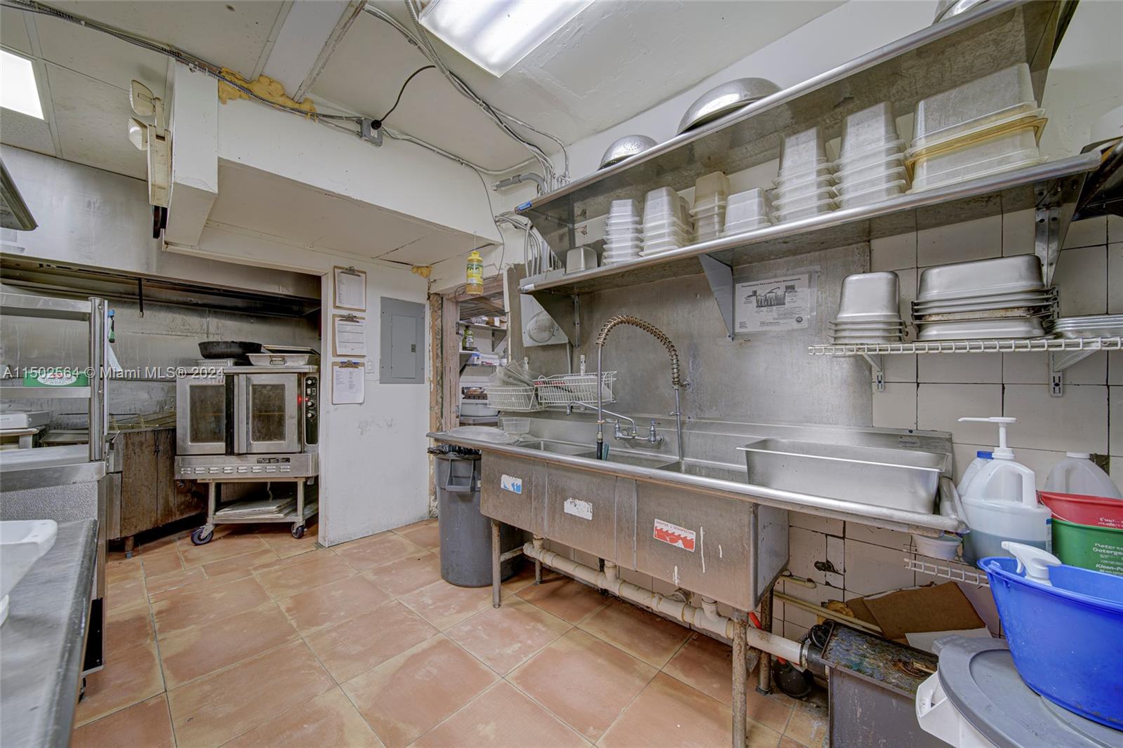 Restaurant with Real Estate Included For Sale in M, Miami, Florida 33167, ,Businessopportunity,For Sale,Restaurant with Real Estate Included For Sale in M,A11502564