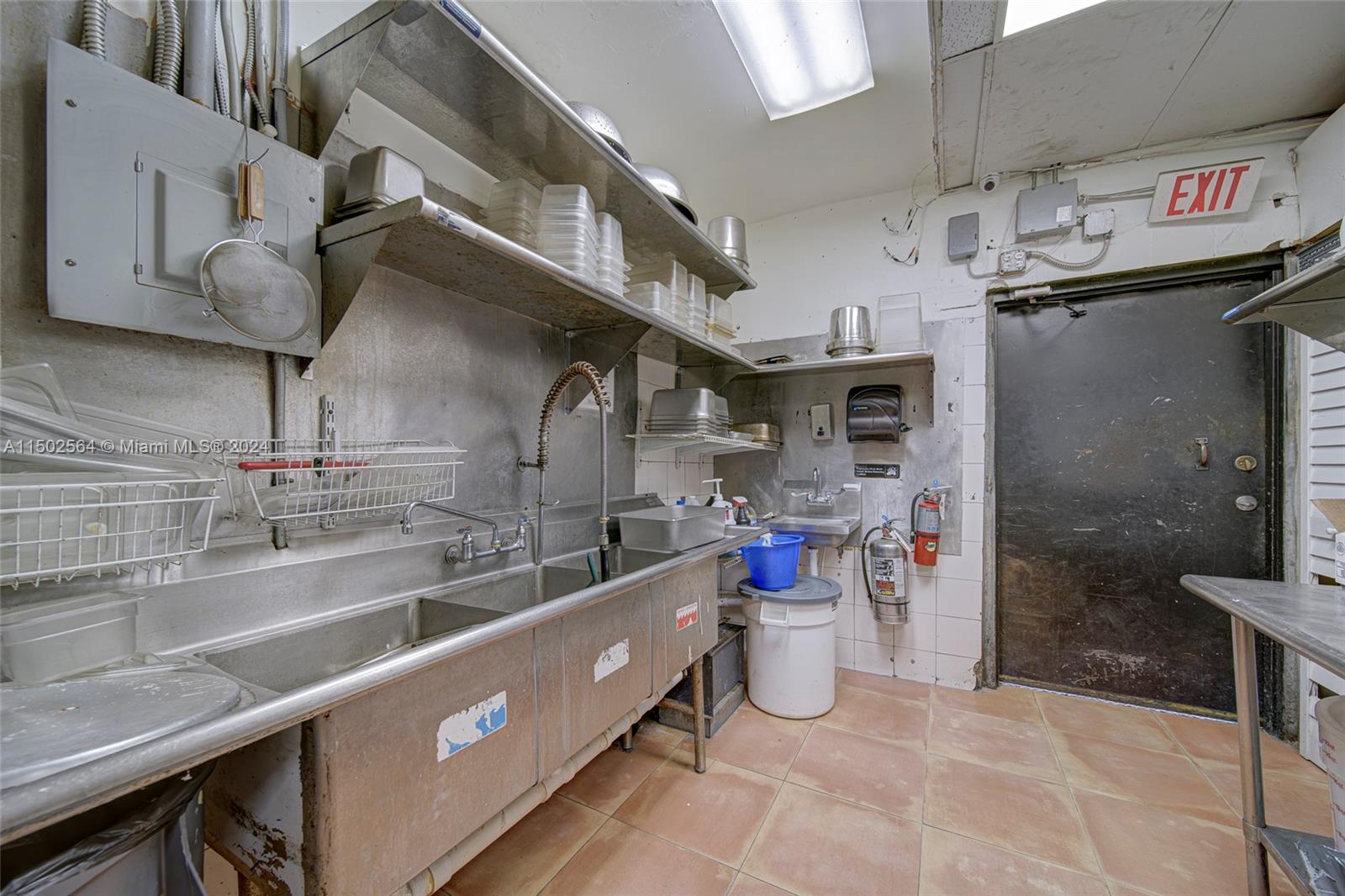 Restaurant with Real Estate Included For Sale in M, Miami, Florida 33167, ,Businessopportunity,For Sale,Restaurant with Real Estate Included For Sale in M,A11502564