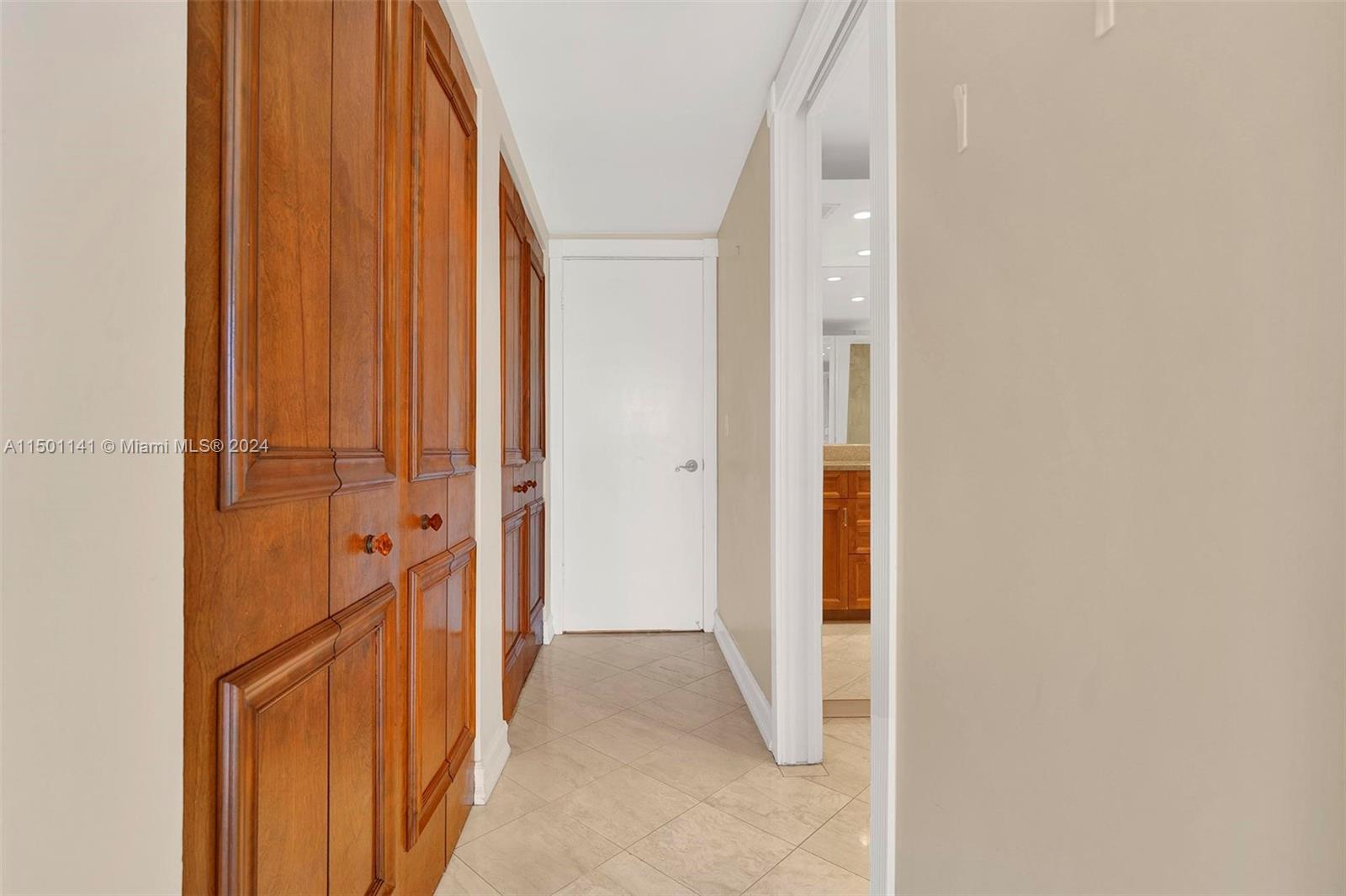 4000 NE 168th St PH3A, North Miami Beach, Florida 33160, 2 Bedrooms Bedrooms, ,2 BathroomsBathrooms,Residentiallease,For Rent,4000 NE 168th St PH3A,A11501141