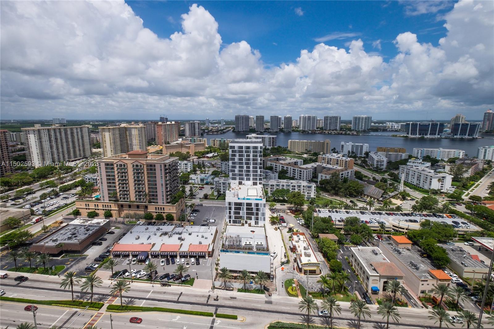 17749 Collins Ave, Sunny Isles Beach, FL, 33160 United States, 4 Bedrooms Bedrooms, ,6 BathroomsBathrooms,Residential,For Sale,Collins Ave,A11502593