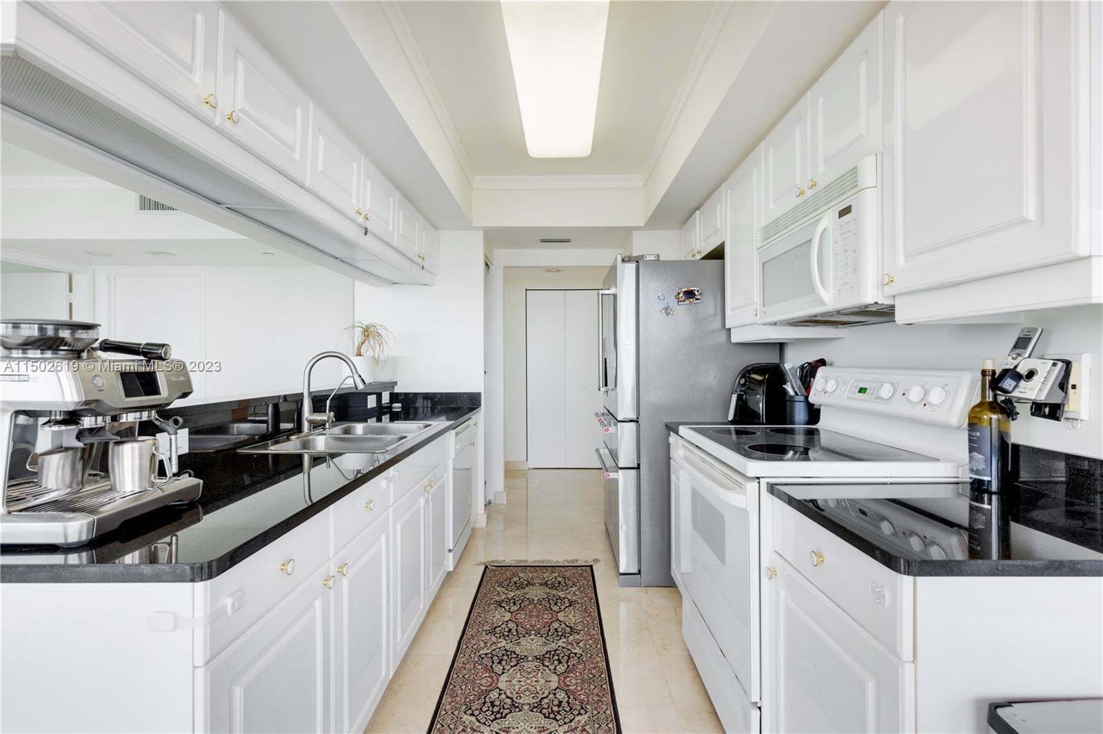 21055 Yacht club dr, Aventura, FL, 33180 United States, 2 Bedrooms Bedrooms, ,2 BathroomsBathrooms,Residential,For Sale,Yacht club dr,A11502619
