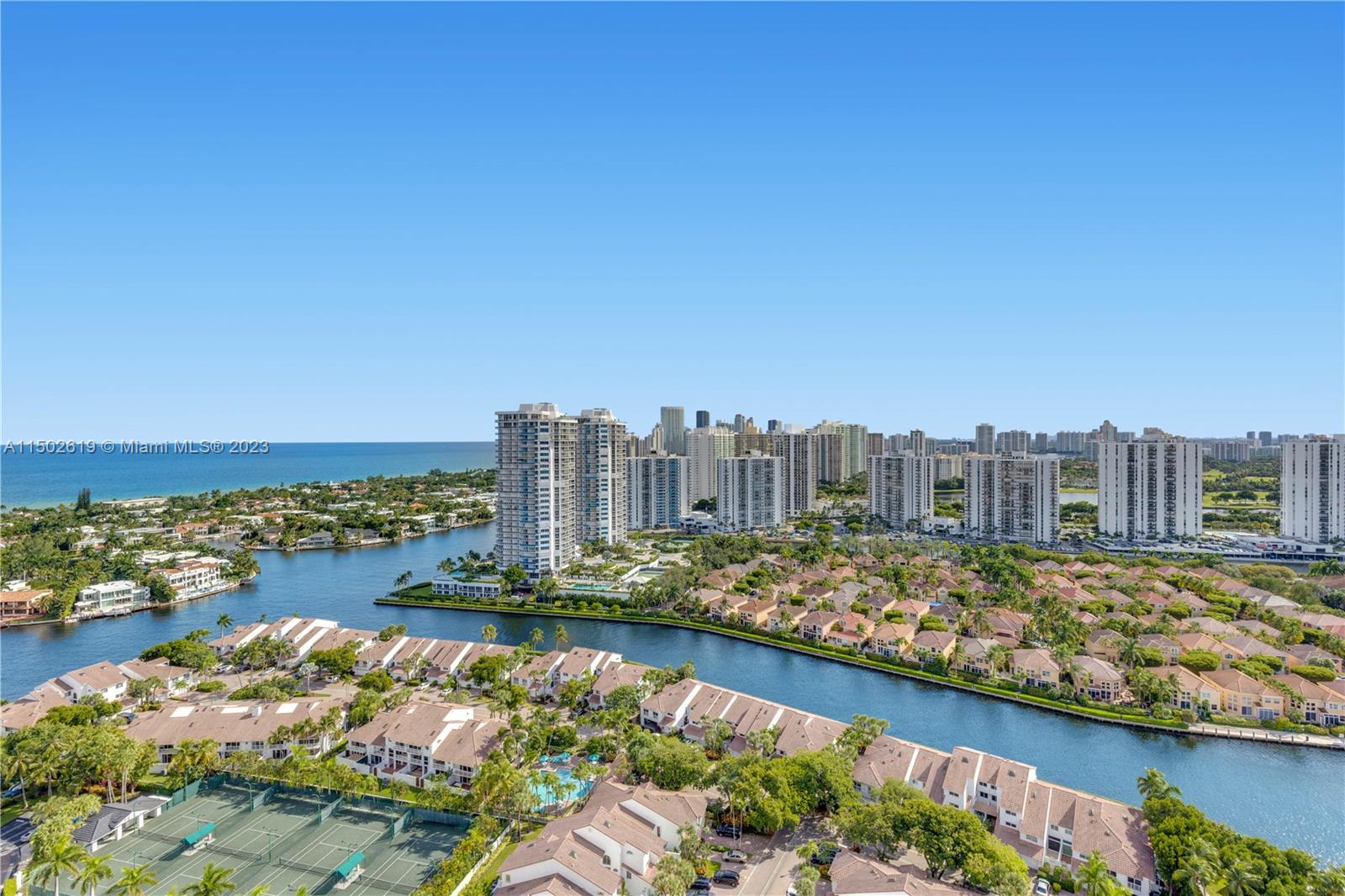 21055 Yacht club dr, Aventura, FL, 33180 United States, 2 Bedrooms Bedrooms, ,2 BathroomsBathrooms,Residential,For Sale,Yacht club dr,A11502619
