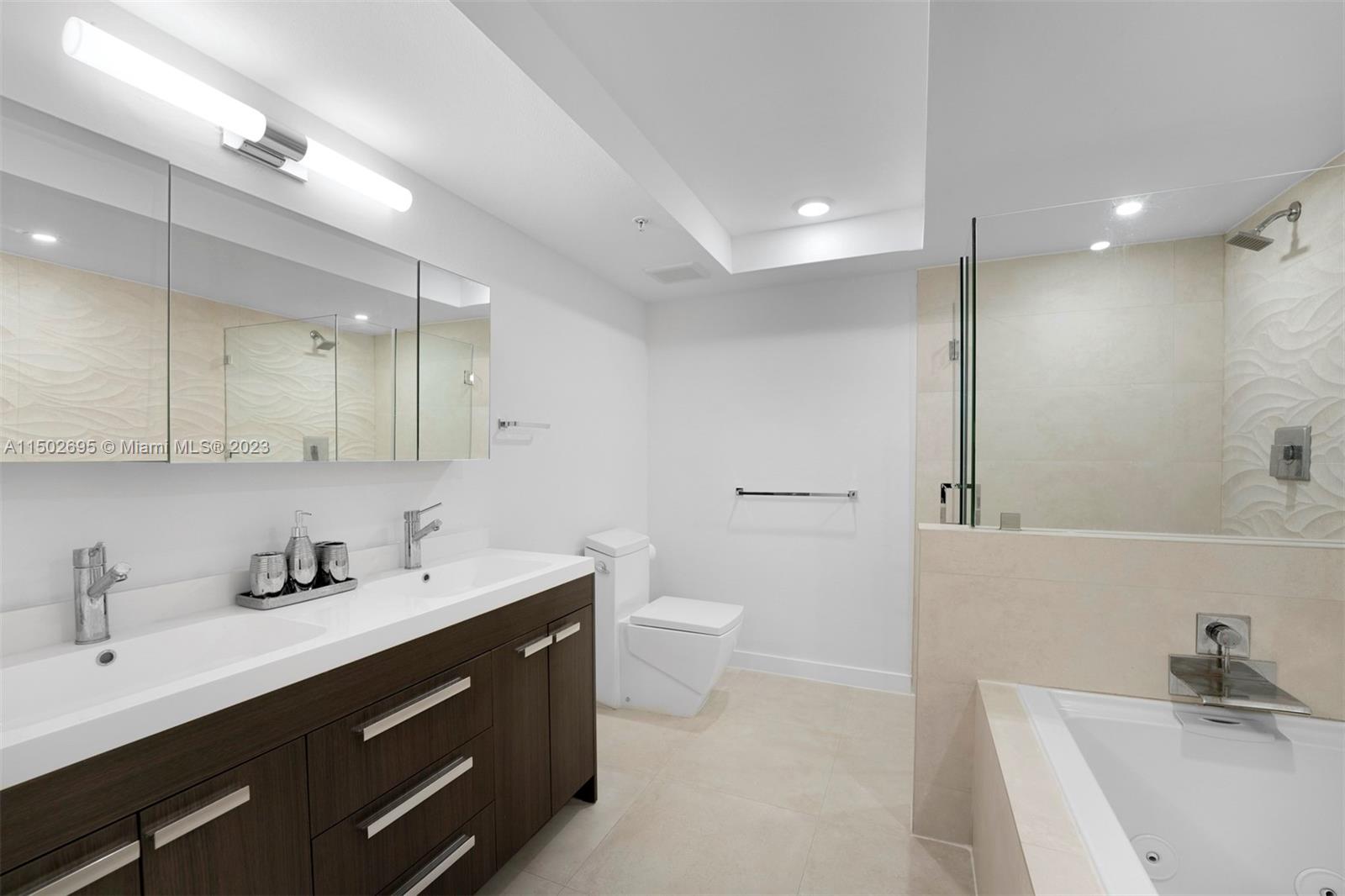 1800 Sunset Harbour Dr 1208, Miami Beach, Florida 33139, 2 Bedrooms Bedrooms, ,2 BathroomsBathrooms,Residentiallease,For Rent,1800 Sunset Harbour Dr 1208,A11502695