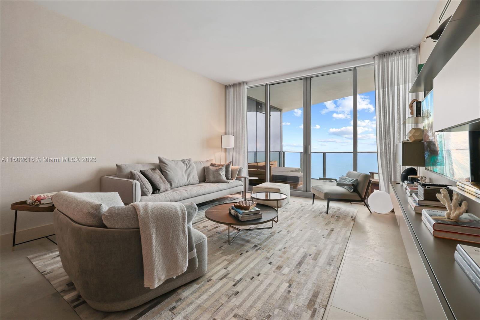 15701 Collins Ave, Sunny Isles Beach, FL, 33160 United States, 2 Bedrooms Bedrooms, ,2 BathroomsBathrooms,Residential,For Sale,Collins Ave,A11502616